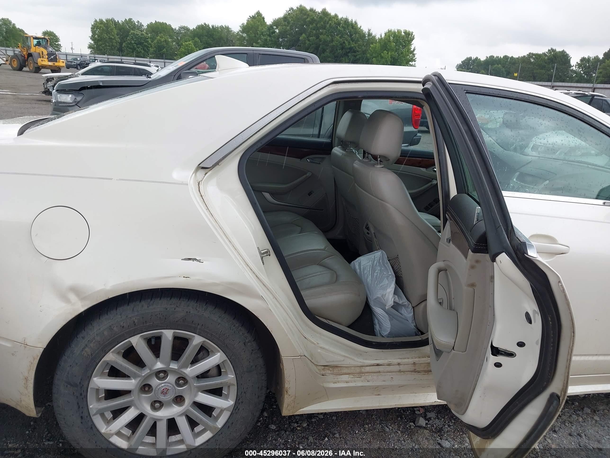 2010 Cadillac Cts Luxury White vin: 1G6DE5EG2A0123213
