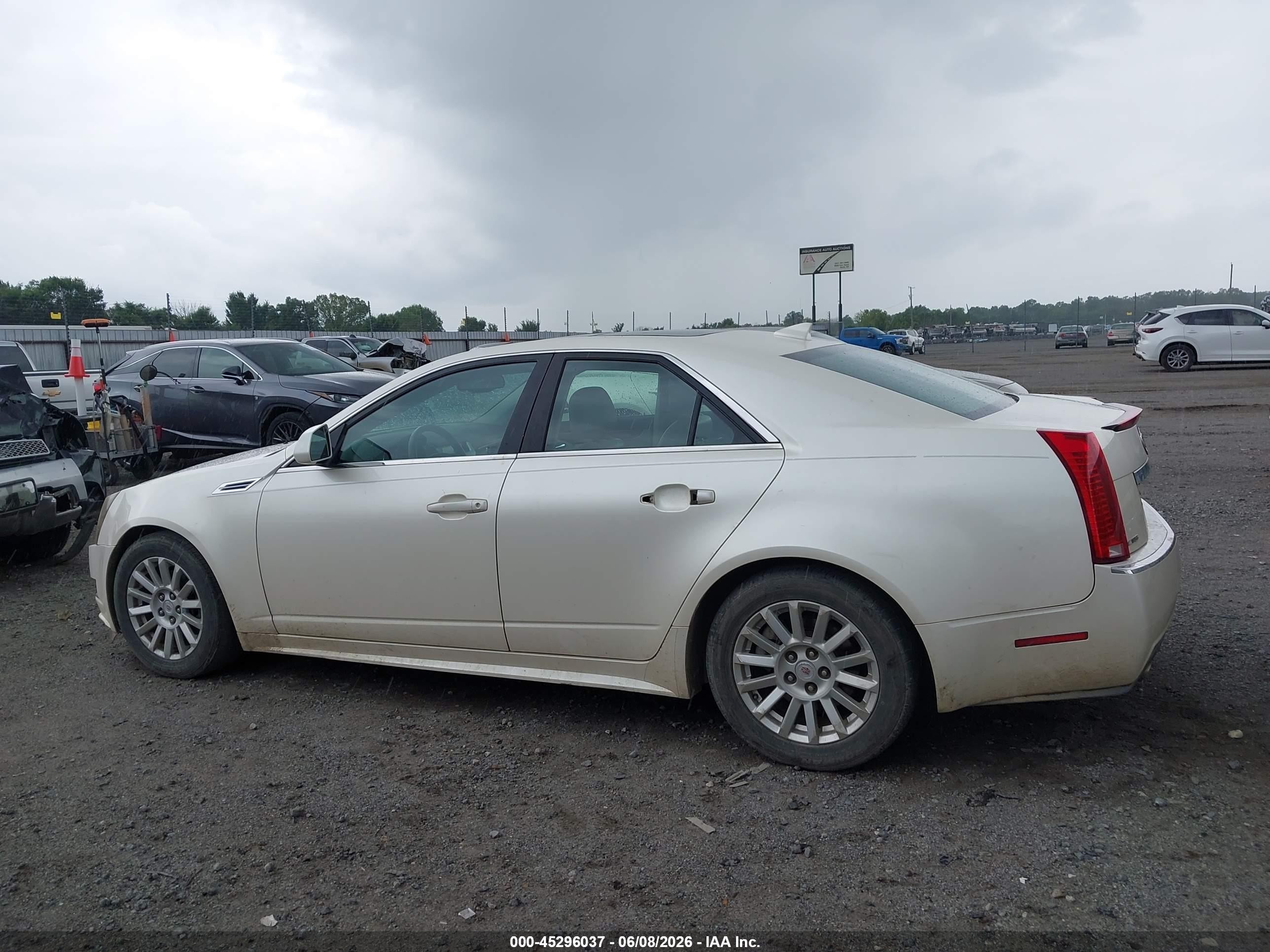 2010 Cadillac Cts Luxury White vin: 1G6DE5EG2A0123213