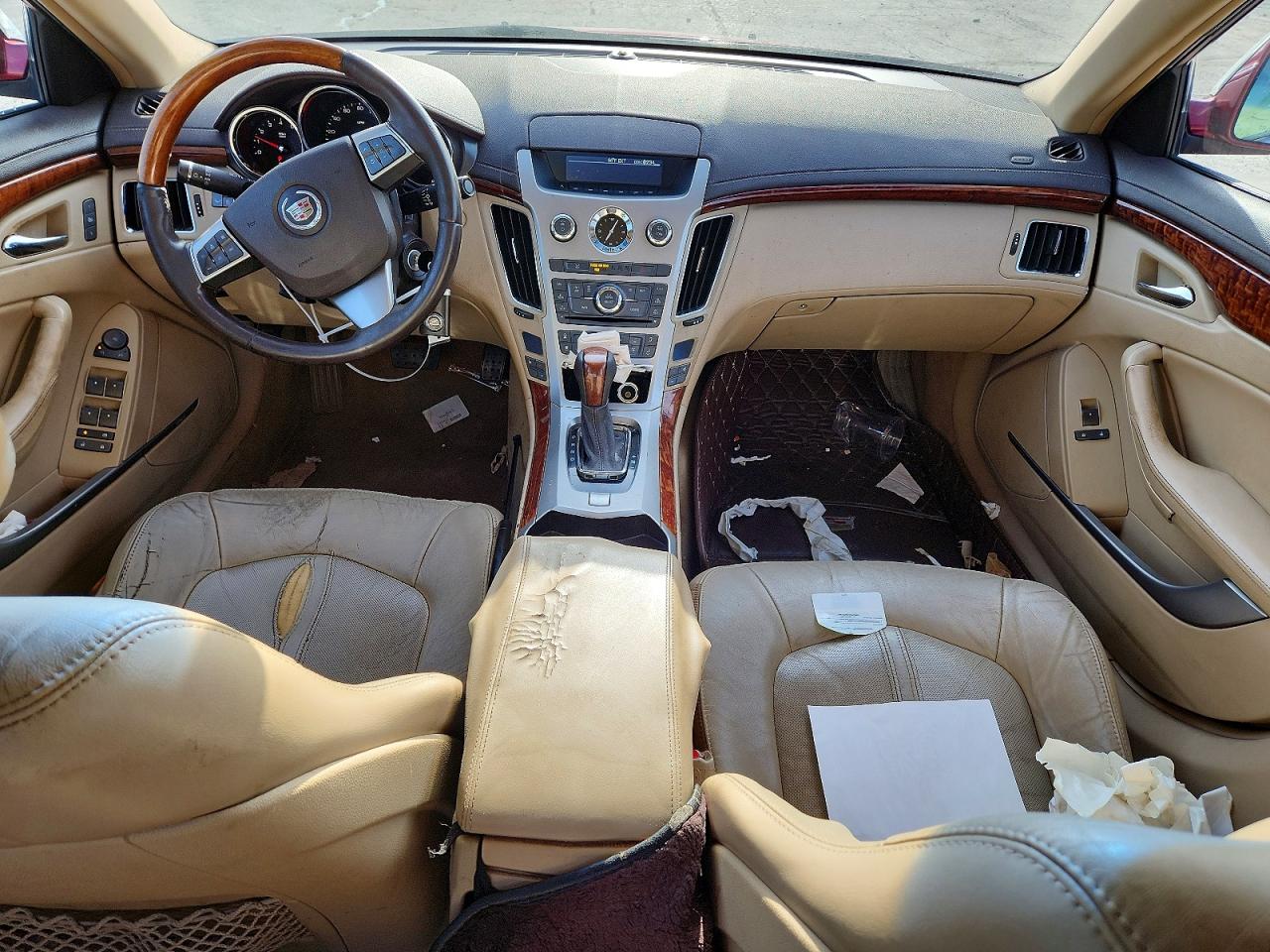 2010 Cadillac Cts Luxury Collection Red vin: 1G6DE5EG3A0136259