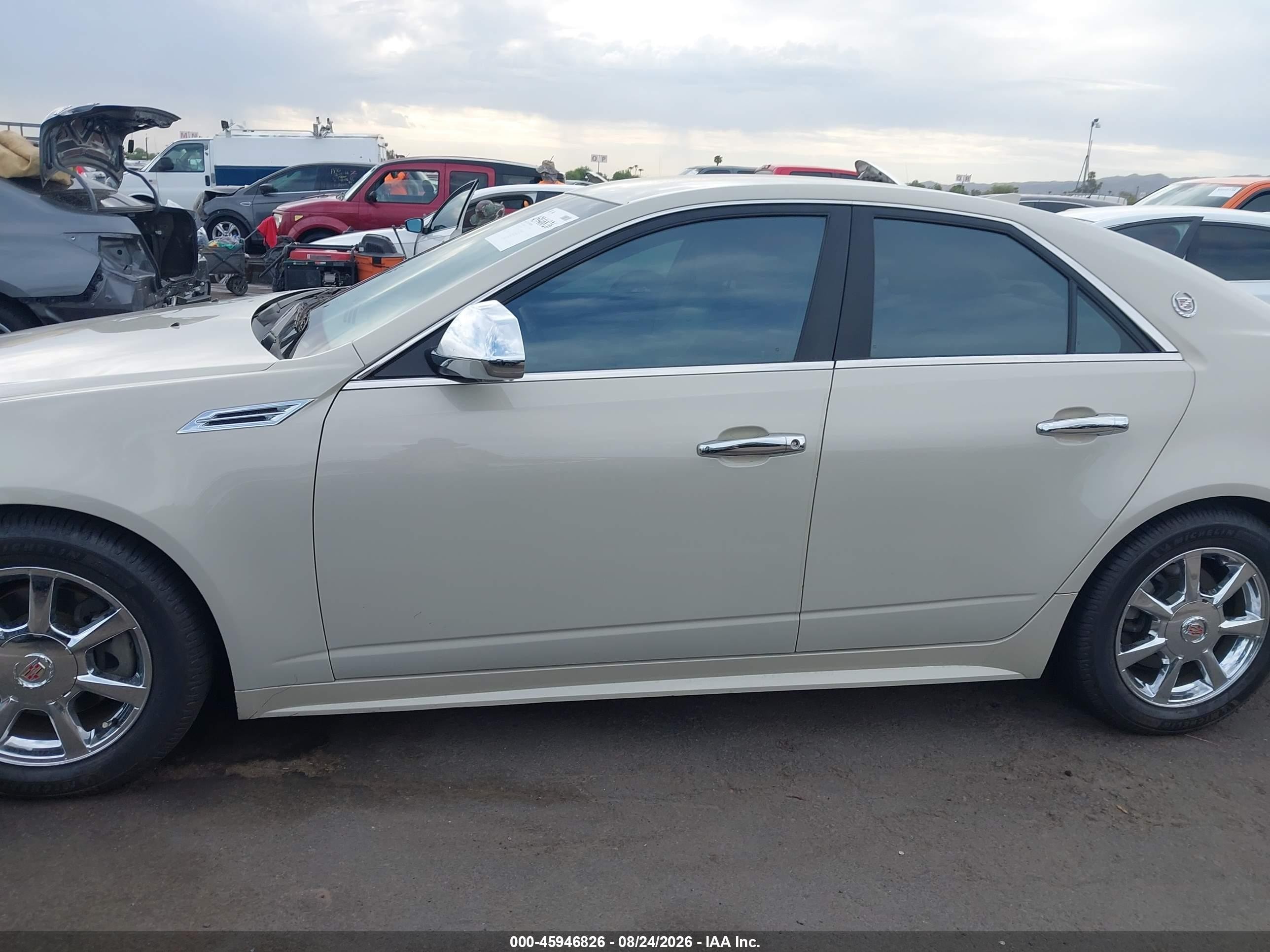 2010 Cadillac Cts Luxury White vin: 1G6DE5EG9A0135746