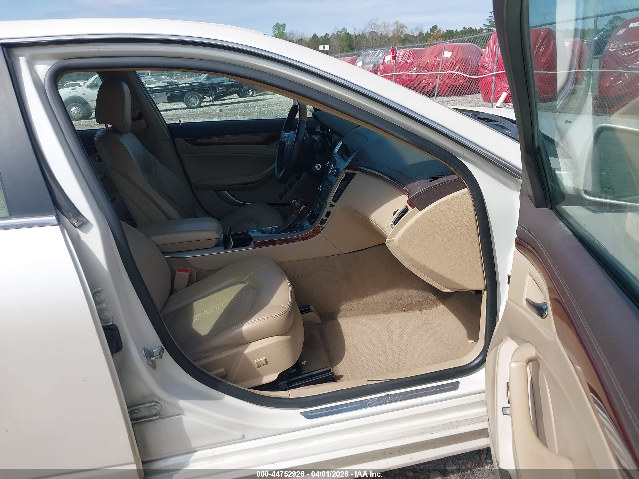 2011 Cadillac Cts Luxury White vin: 1G6DE5EY0B0171223