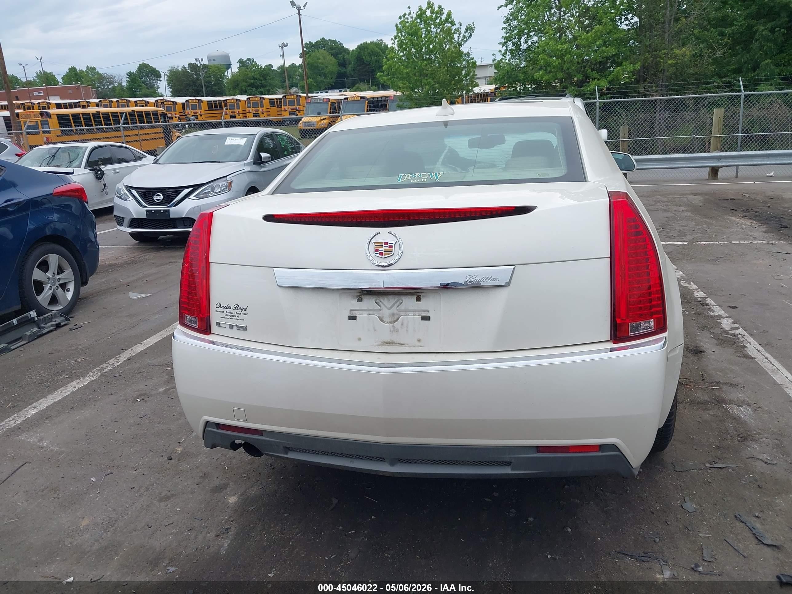 2011 Cadillac Cts Luxury White vin: 1G6DE5EY4B0107475