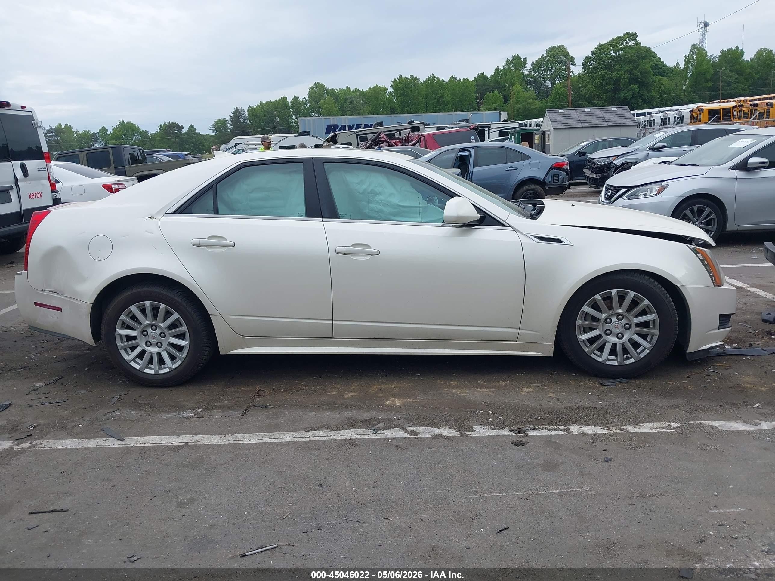 2011 Cadillac Cts Luxury White vin: 1G6DE5EY4B0107475