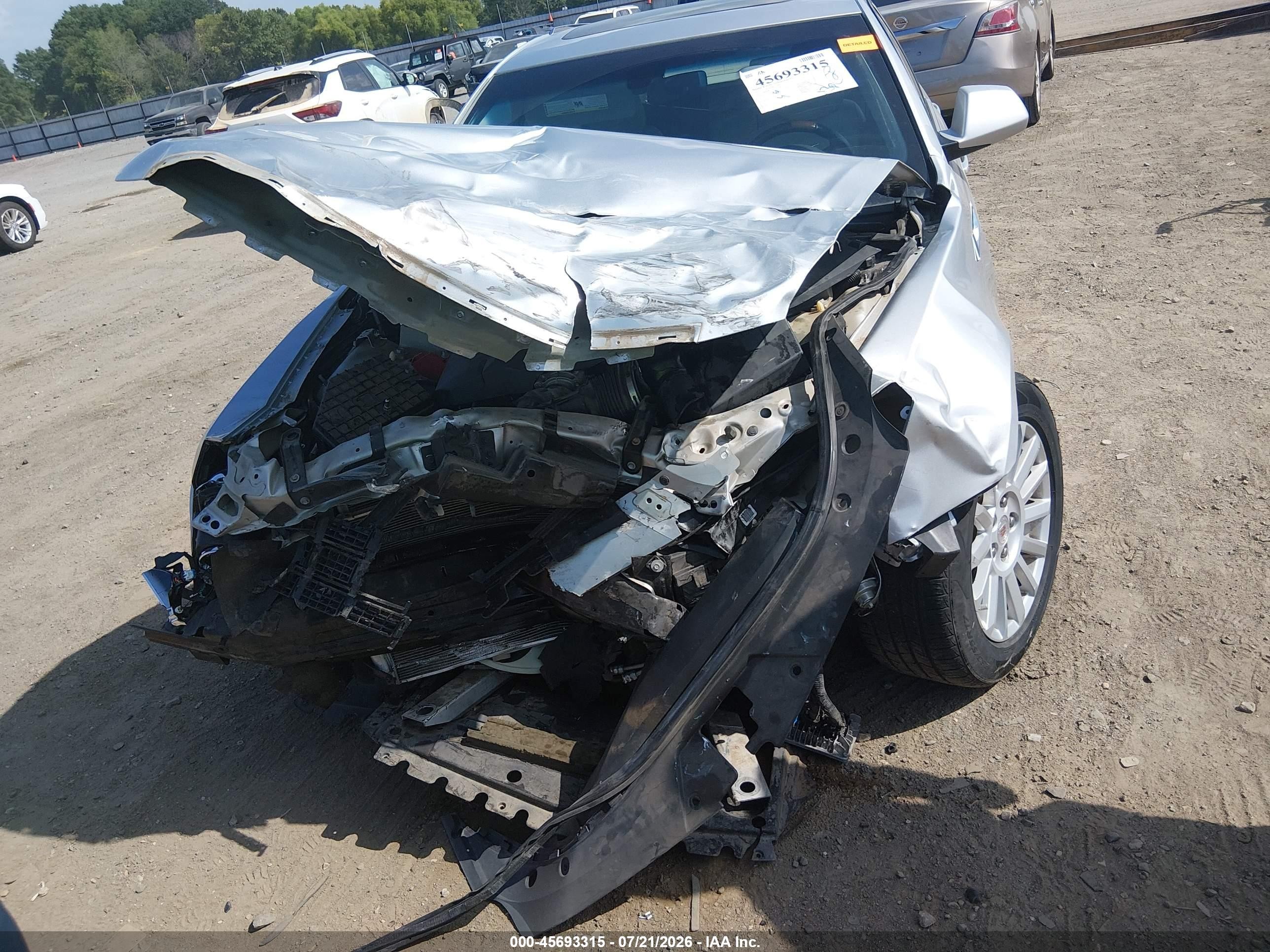 2012 Cadillac Cts Luxury Silver vin: 1G6DE8E5XC0145950