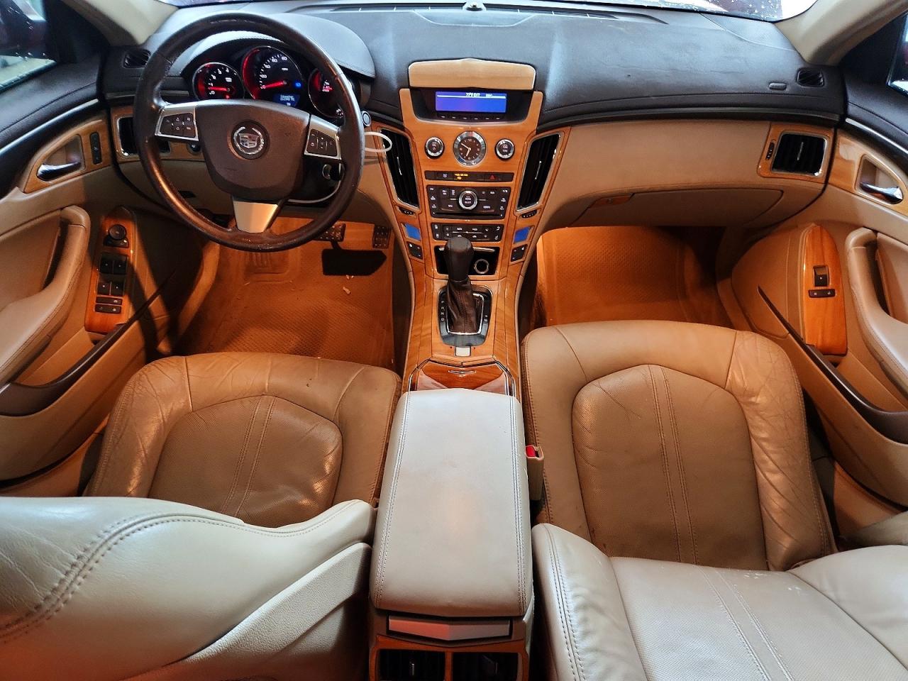 2009 Cadillac Cts Burgundy vin: 1G6DF577090170536