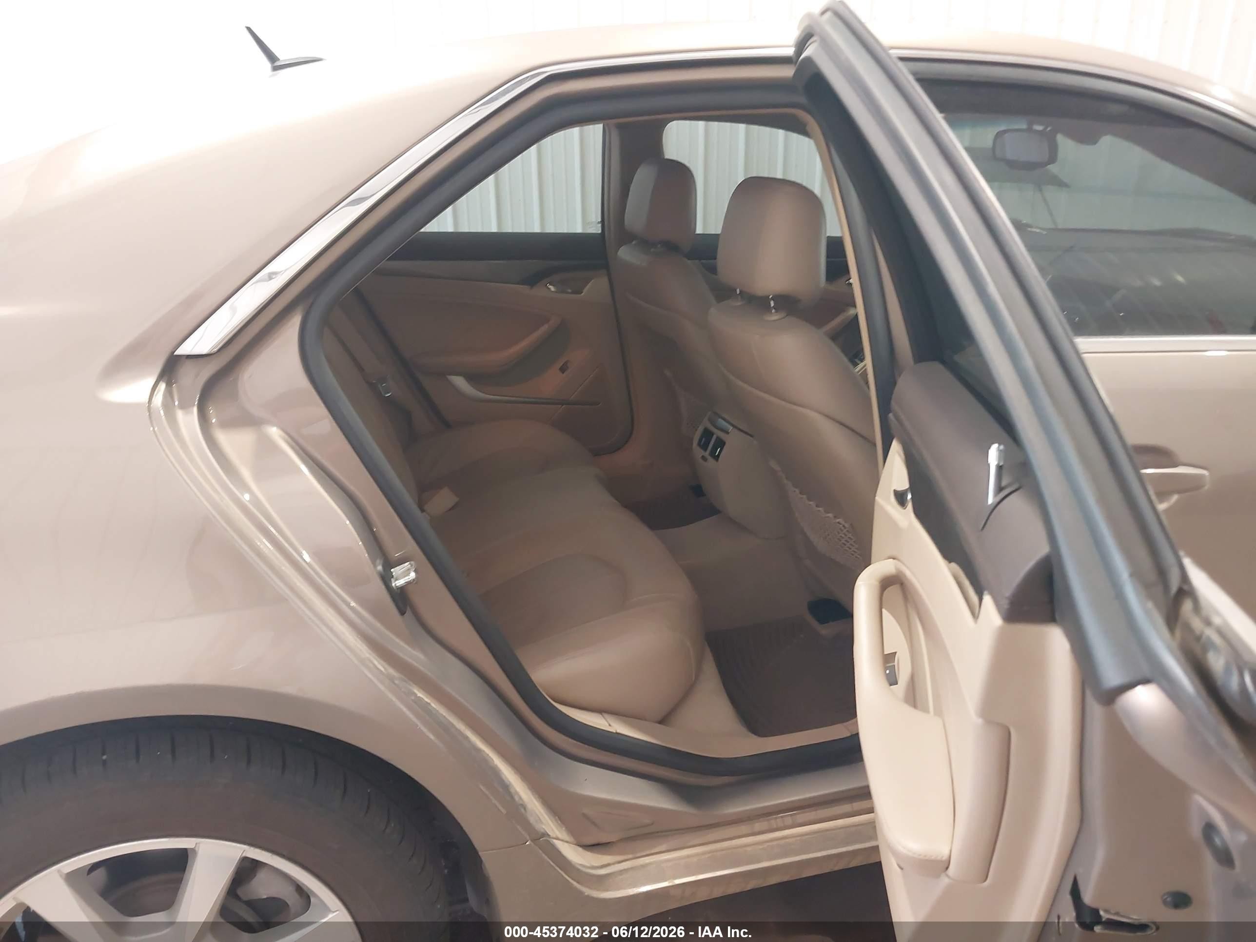 2008 Cadillac Cts Rwd W/1sa Beige vin: 1G6DF577180145644