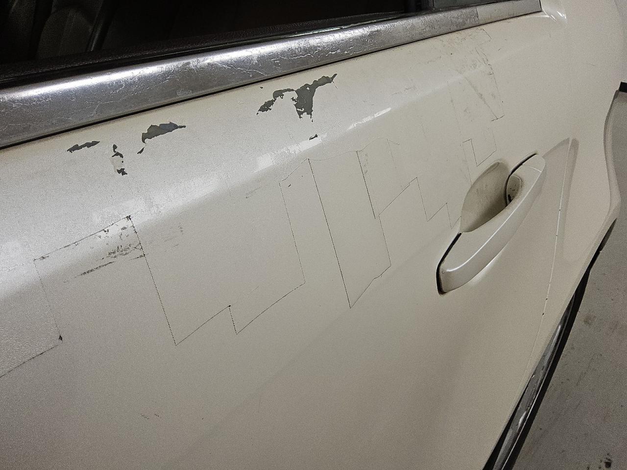 2008 Cadillac Cts White vin: 1G6DF577380194991 Damage: Left Rear Door, Previous Repair, Substandard Repair