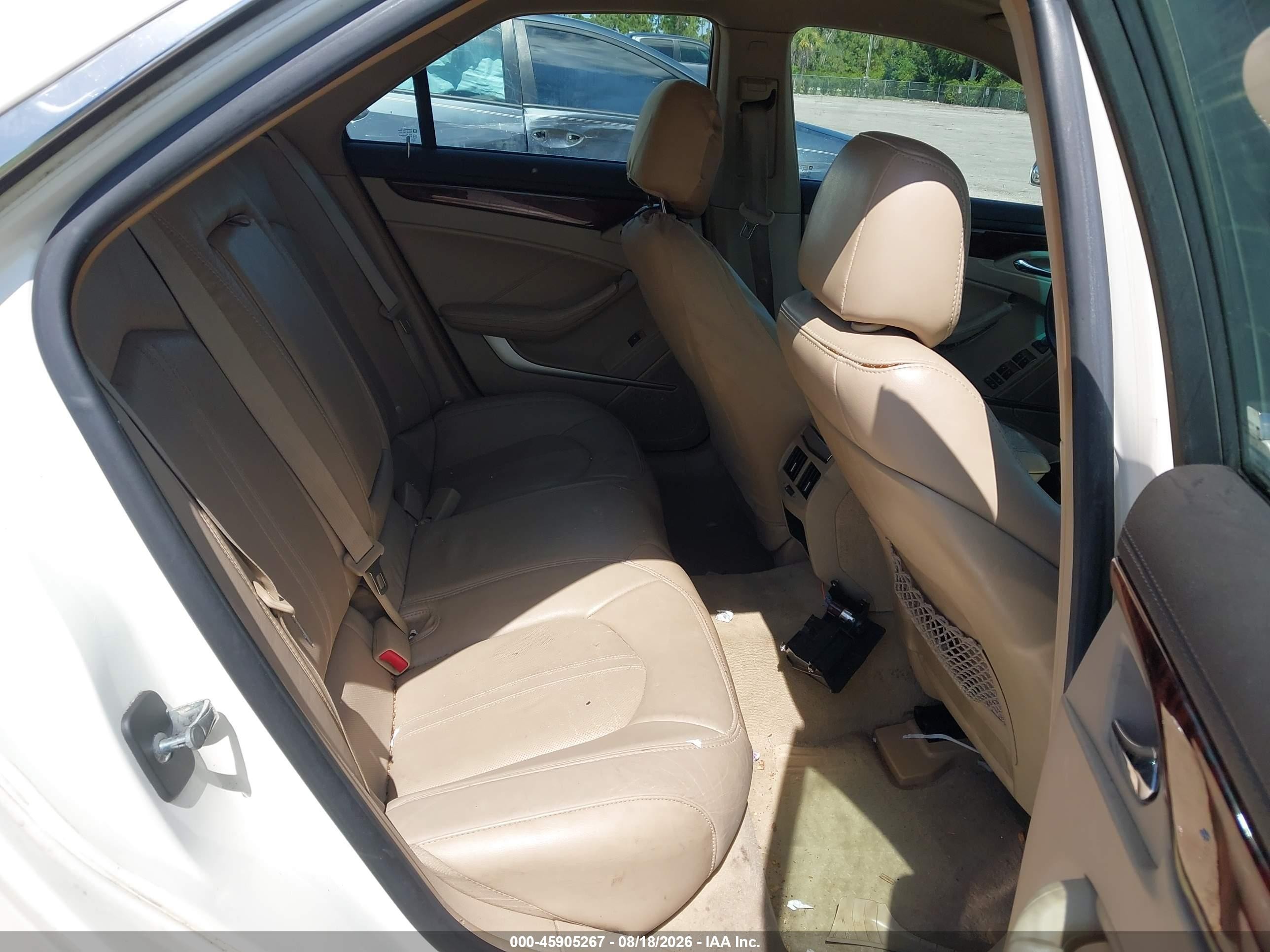 2008 Cadillac Cts Rwd W/1sa White vin: 1G6DF577480198399