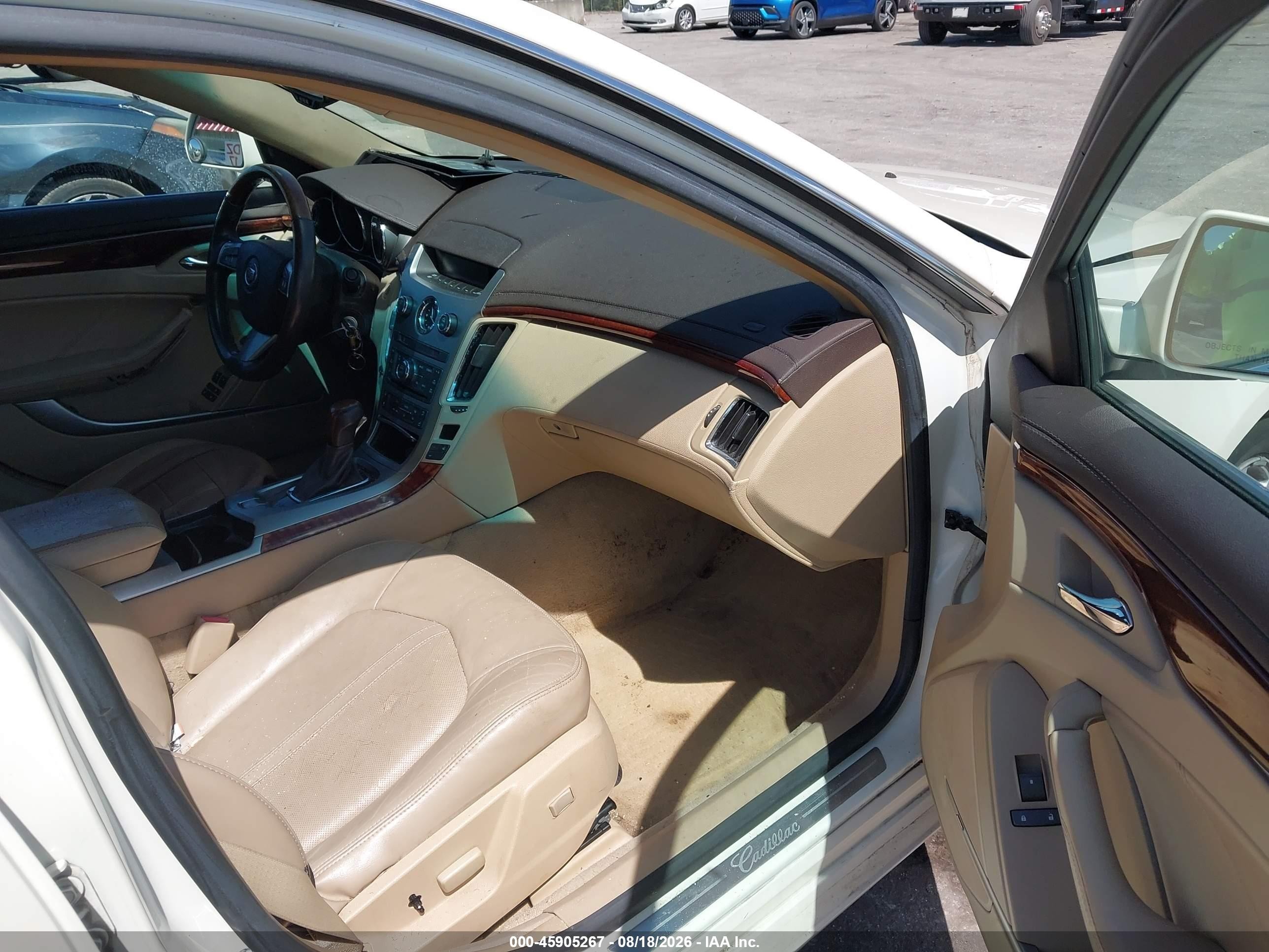 2008 Cadillac Cts Rwd W/1sa White vin: 1G6DF577480198399