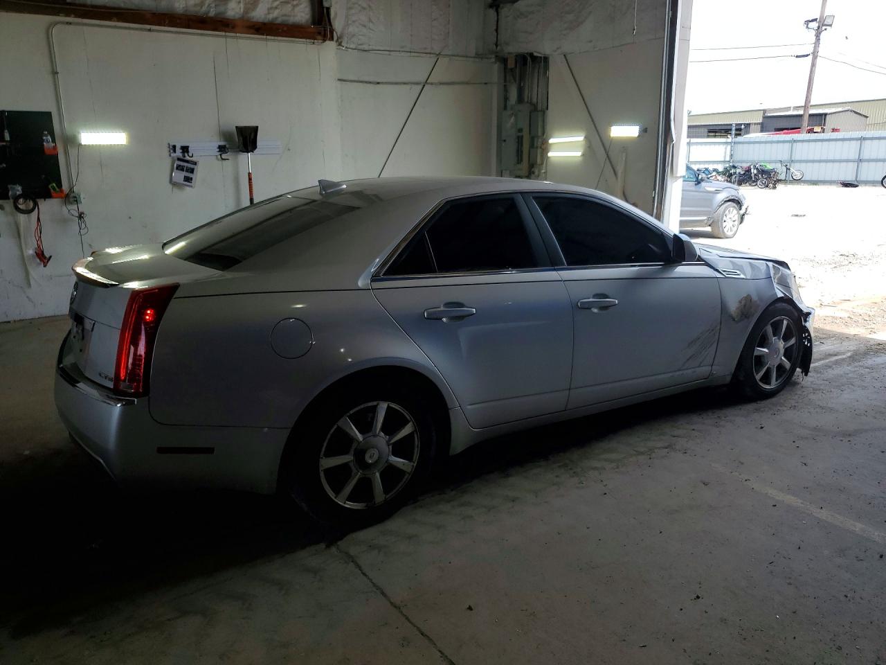 2009 Cadillac Cts Silver vin: 1G6DF577490119122
