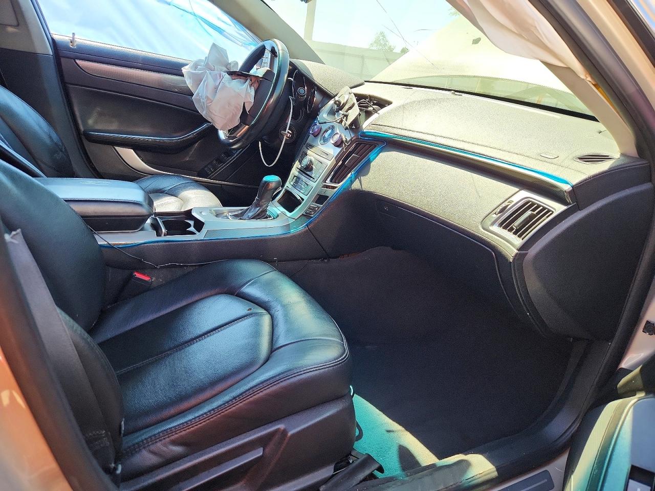 2009 Cadillac Cts Tan vin: 1G6DF577690116772