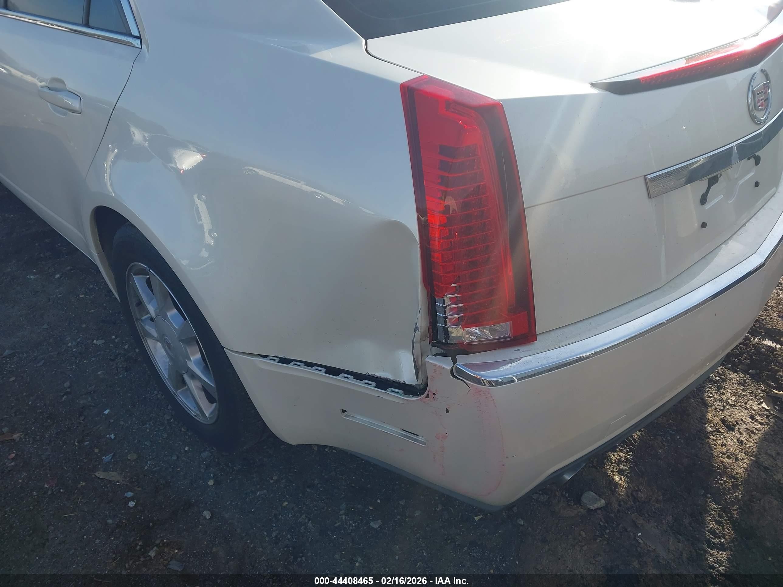 2008 Cadillac Cts Standard White vin: 1G6DF577X80161356