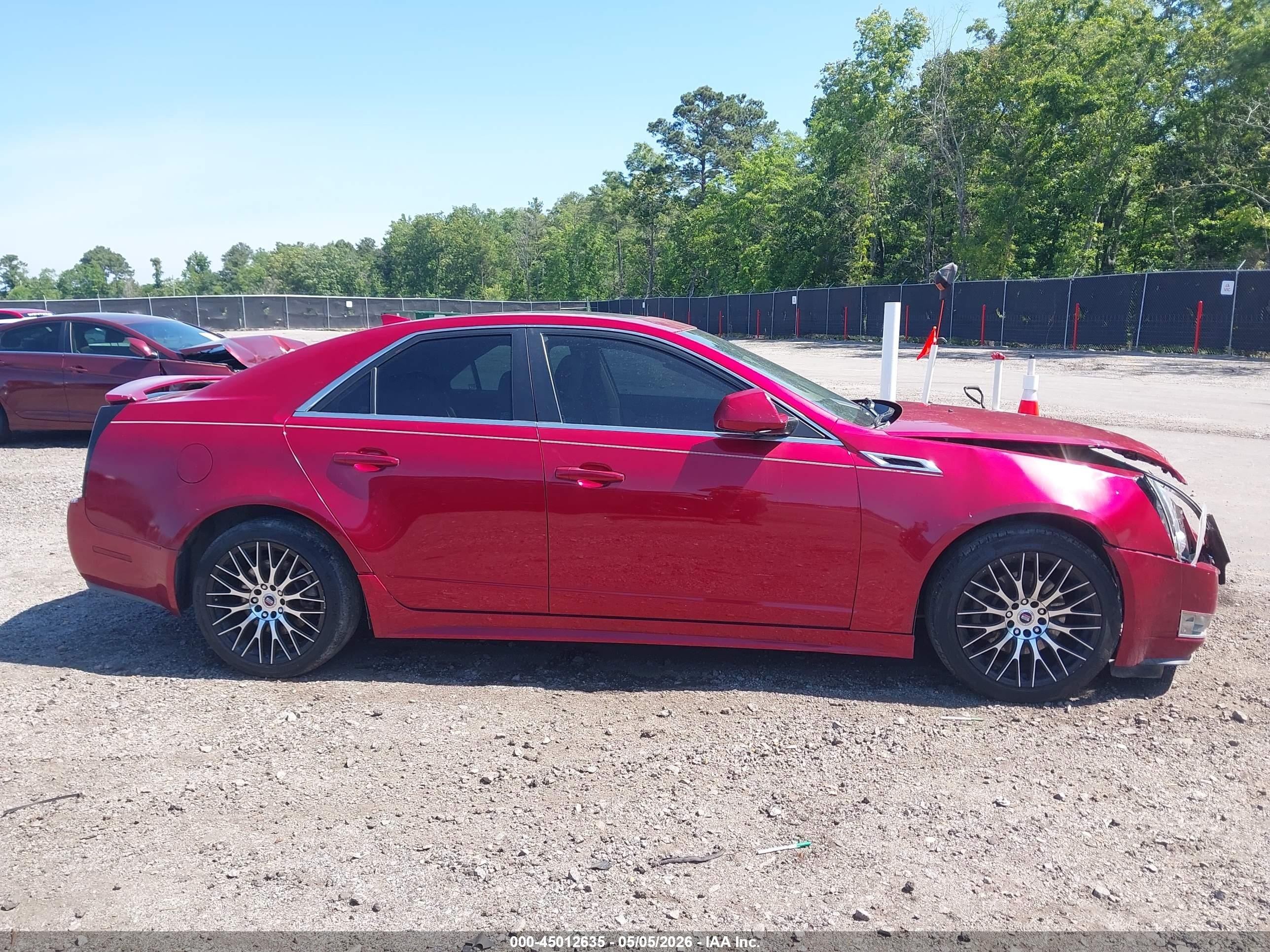 2012 Cadillac Cts Luxury Red vin: 1G6DF5E51C0113173