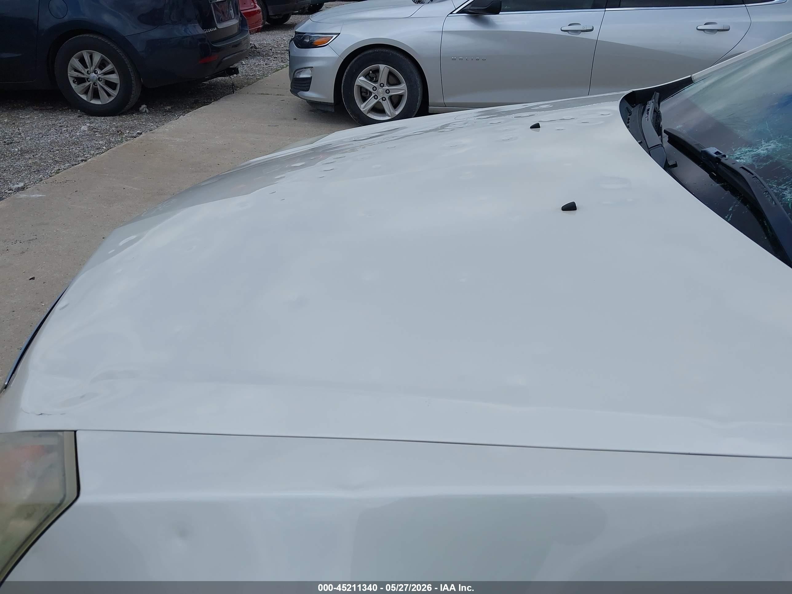 2012 Cadillac Cts Luxury White vin: 1G6DF5E52C0109004