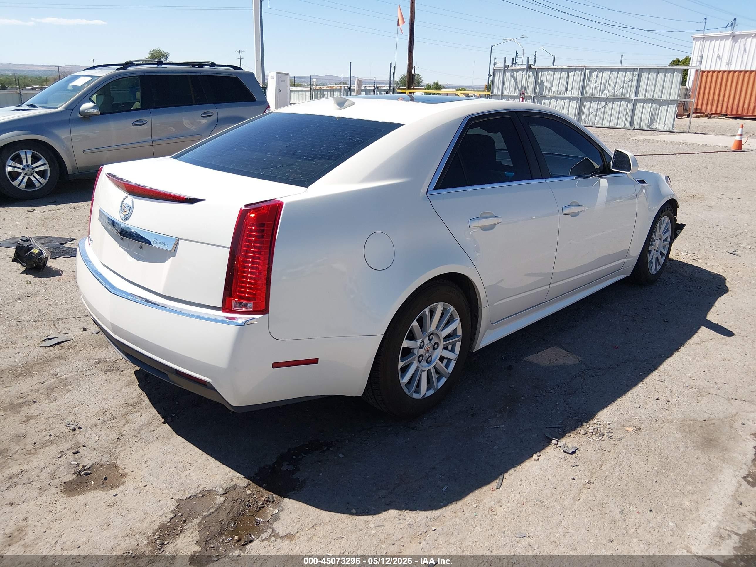 2013 Cadillac Cts Luxury White vin: 1G6DF5E57D0161682