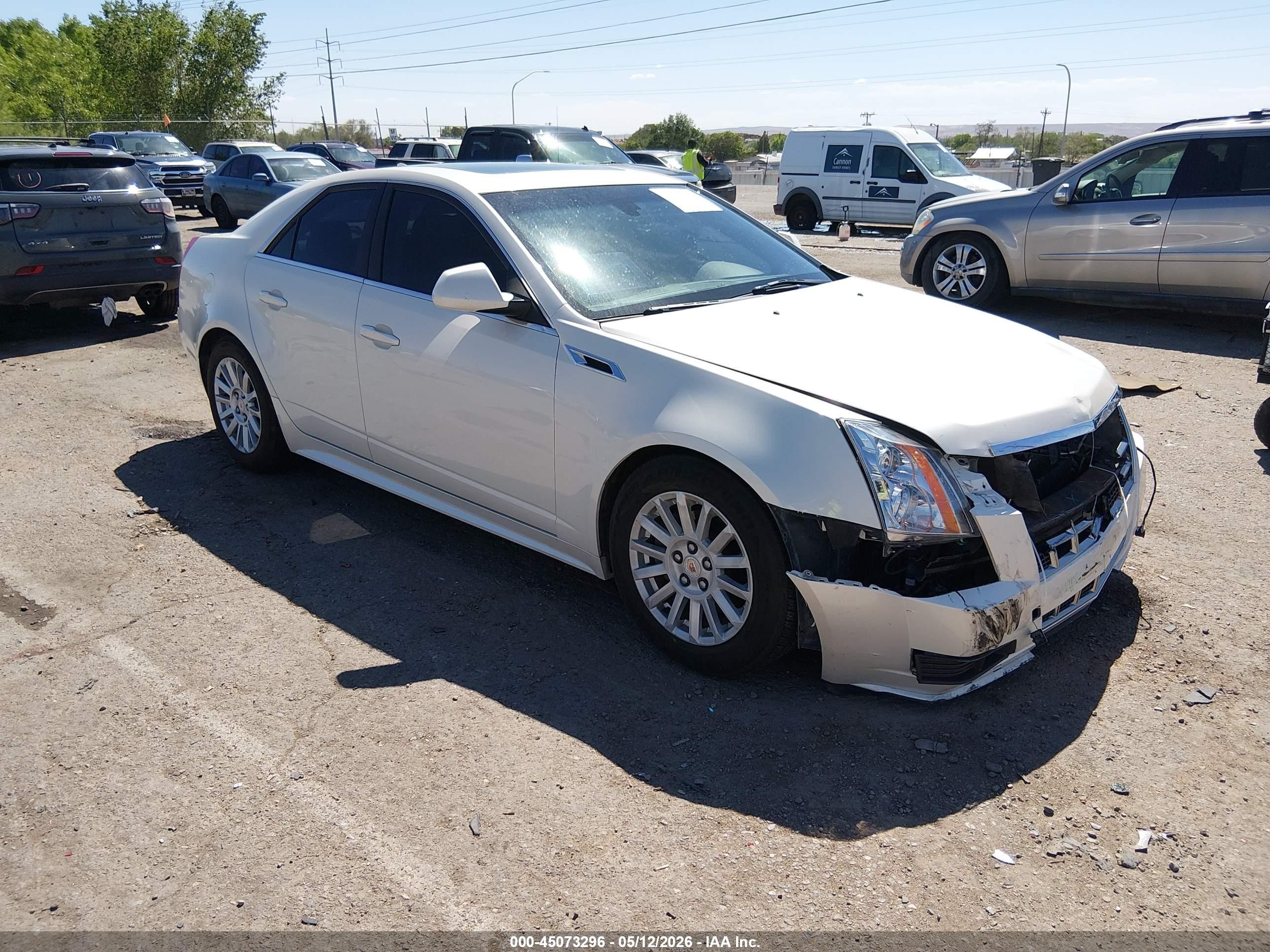 2013 Cadillac Cts Luxury White vin: 1G6DF5E57D0161682