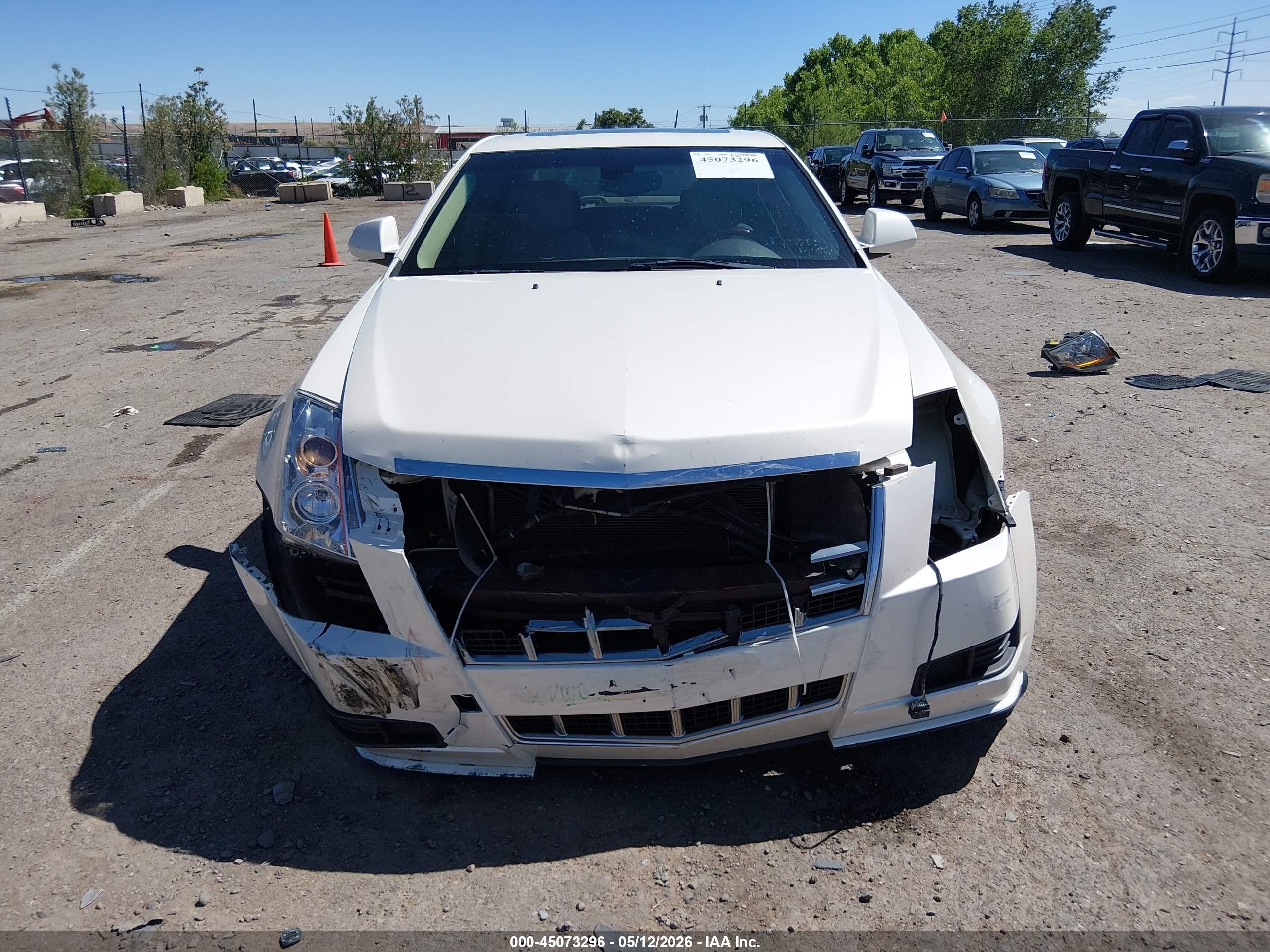 2013 Cadillac Cts Luxury White vin: 1G6DF5E57D0161682