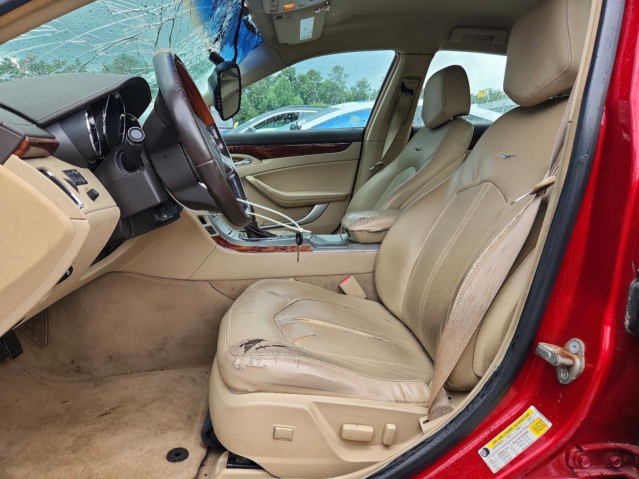 2010 Cadillac Cts Luxury Collection Red vin: 1G6DF5EG0A0130660