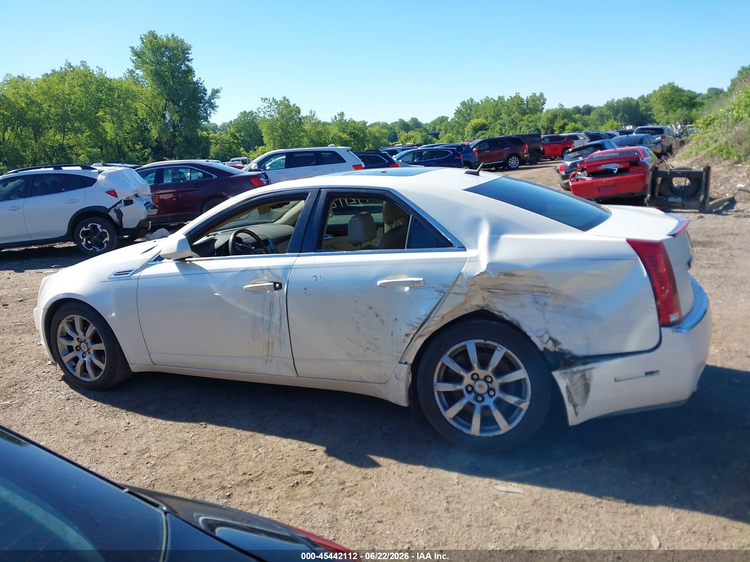 2008 Cadillac Cts Awd W/1sa White vin: 1G6DG577280151756