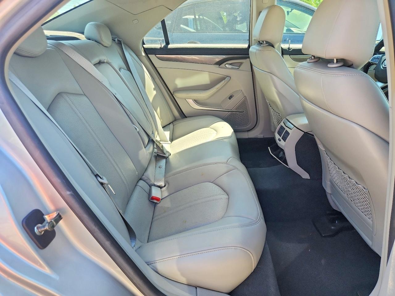 2009 Cadillac Cts Silver vin: 1G6DG577590128036