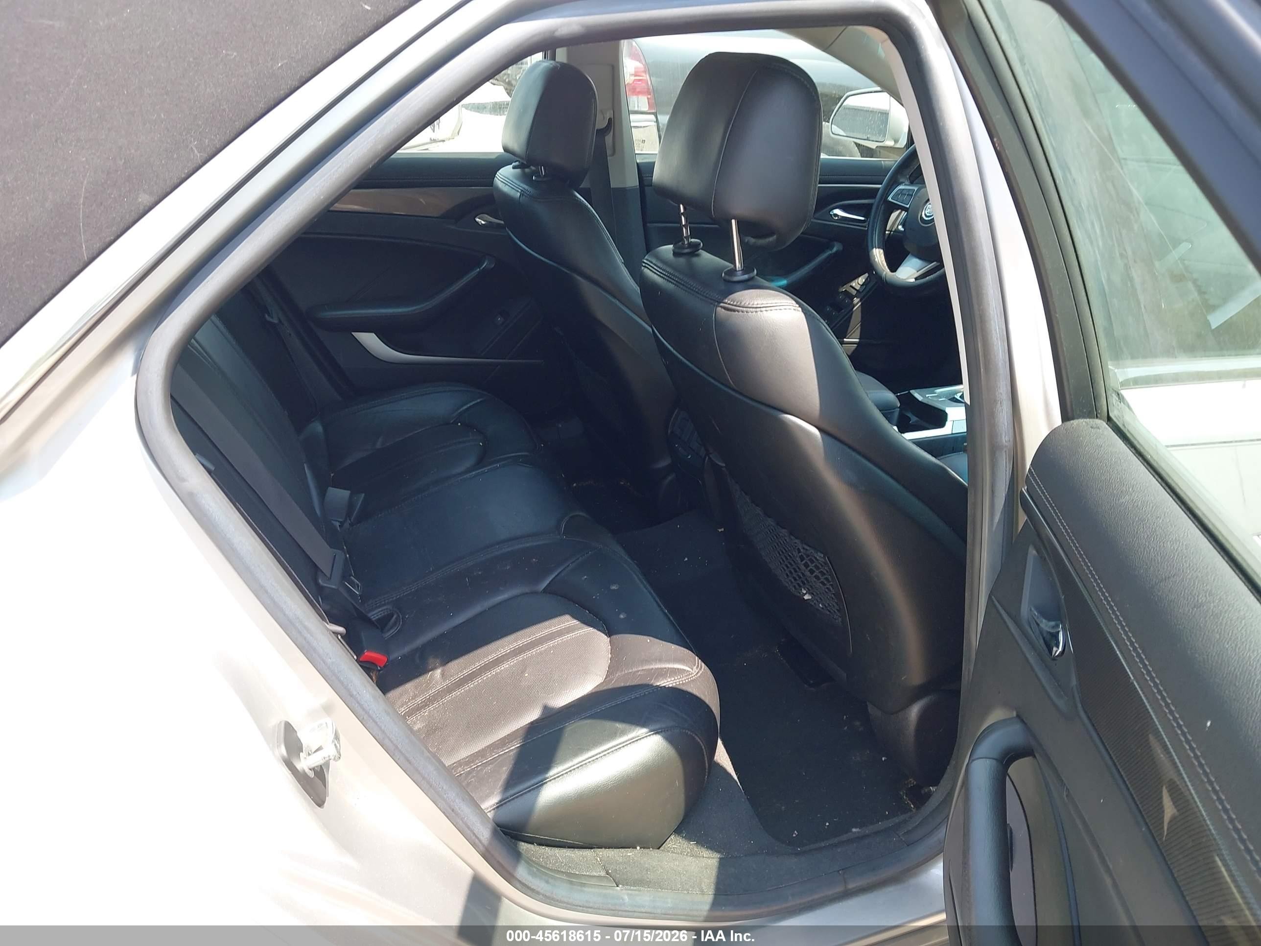 2008 Cadillac Cts Awd W/1sa Серебряный vin: 1G6DG577X80191924