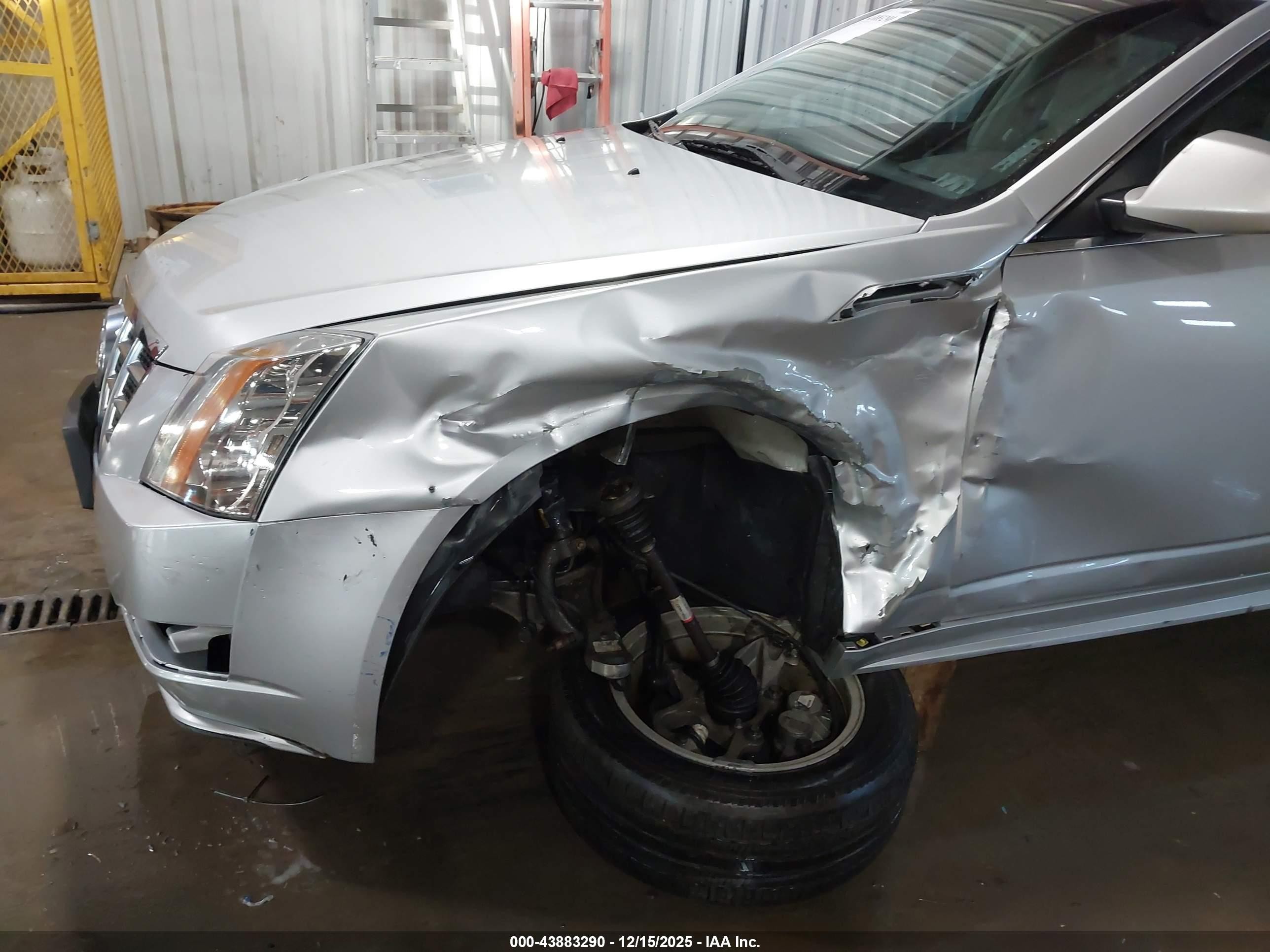 2013 Cadillac Cts Luxury Silver vin: 1G6DG5E52D0108014