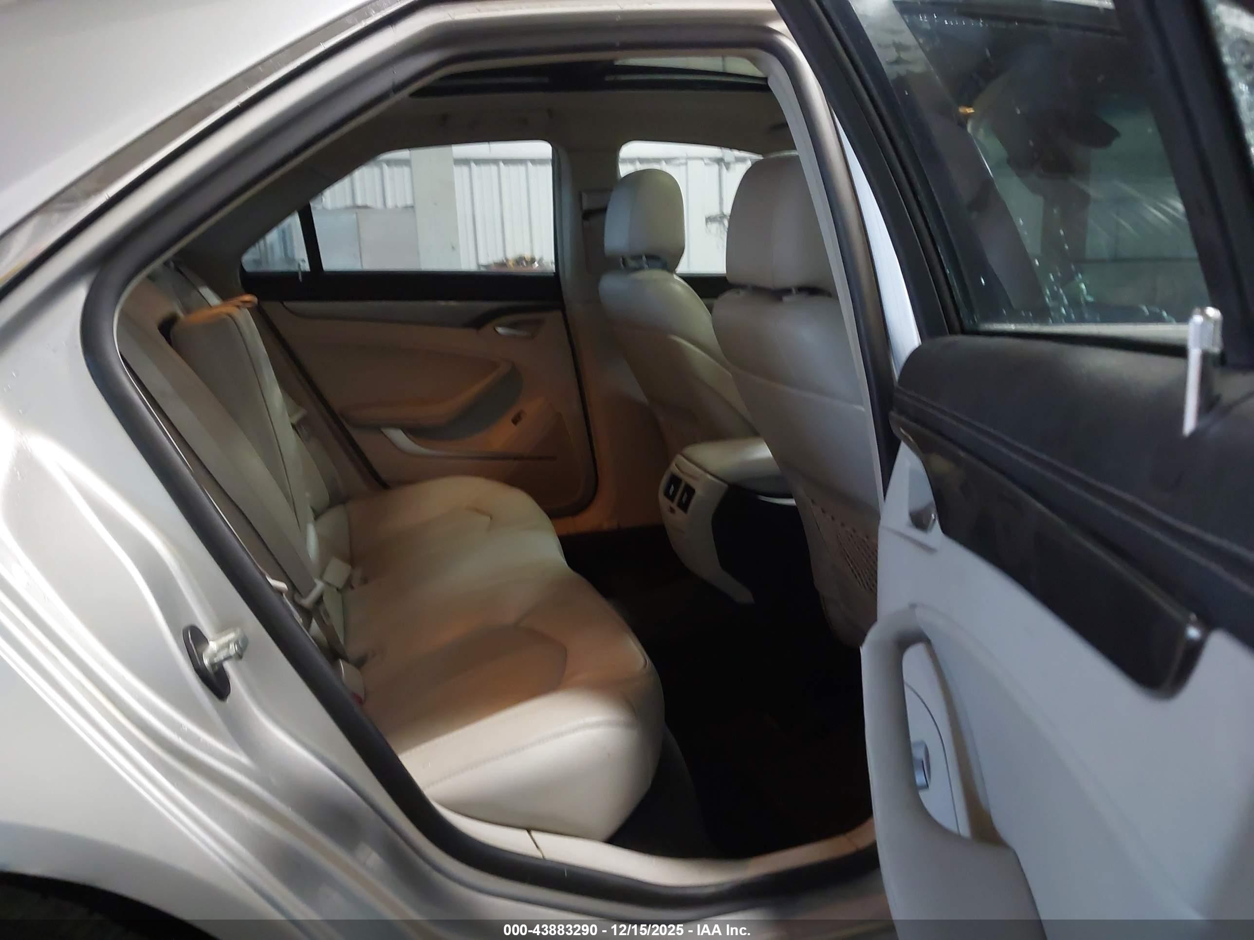 2013 Cadillac Cts Luxury Silver vin: 1G6DG5E52D0108014