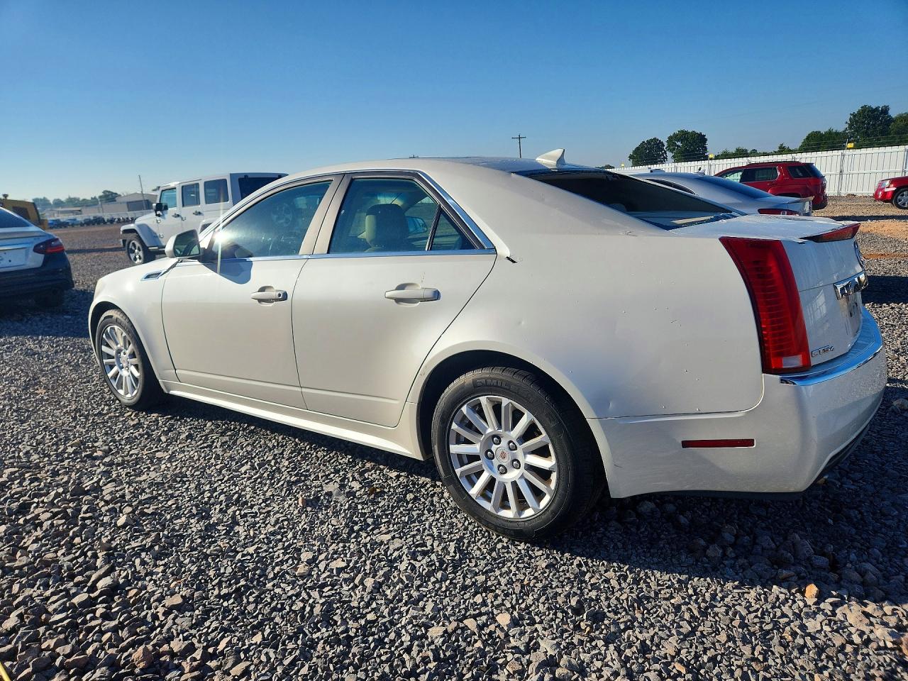2013 Cadillac Cts Luxury Collection White vin: 1G6DG5E53D0104263