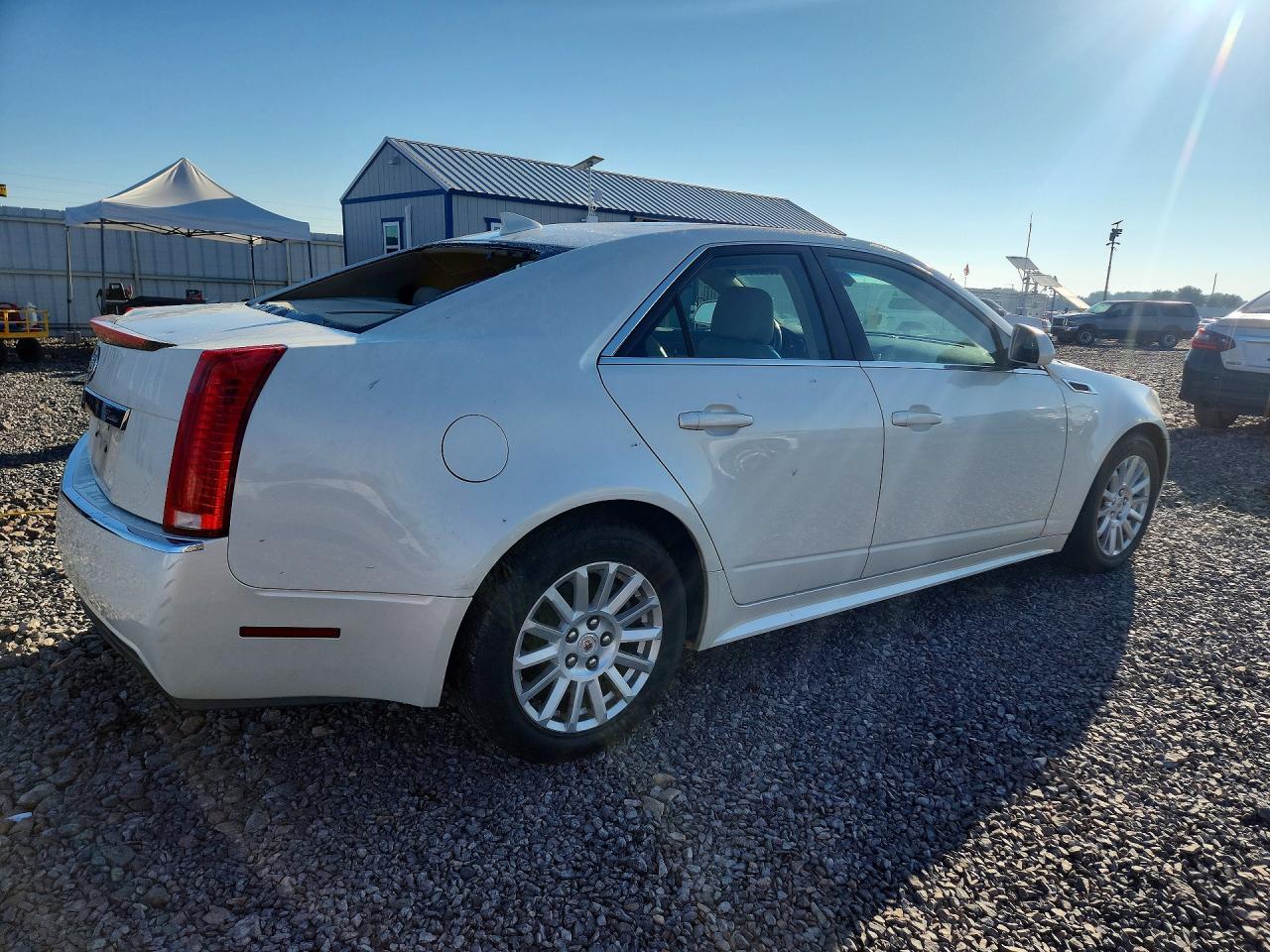 2013 Cadillac Cts Luxury Collection White vin: 1G6DG5E53D0104263