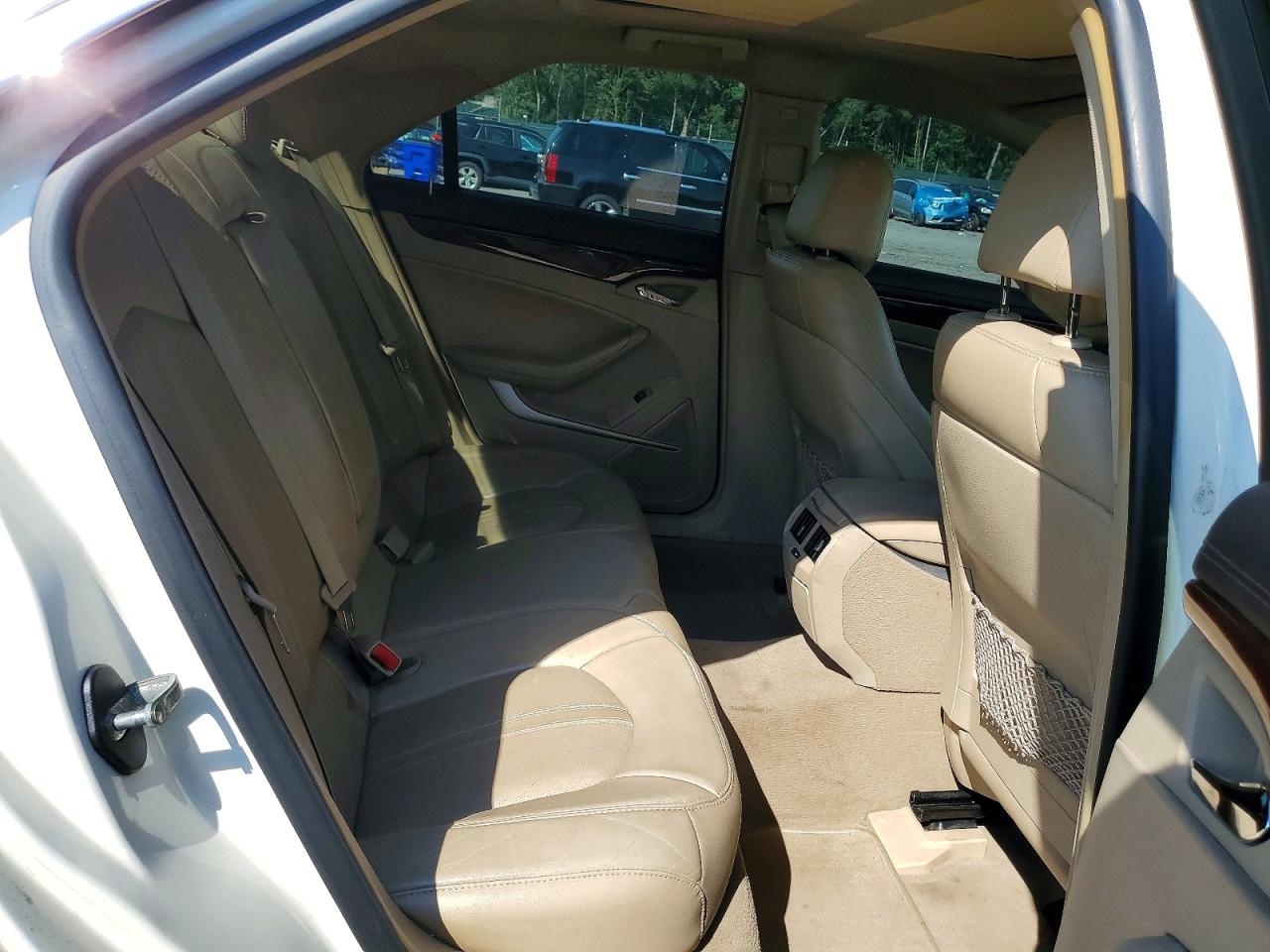2012 Cadillac Cts Luxury Collection White vin: 1G6DG5E56C0120889