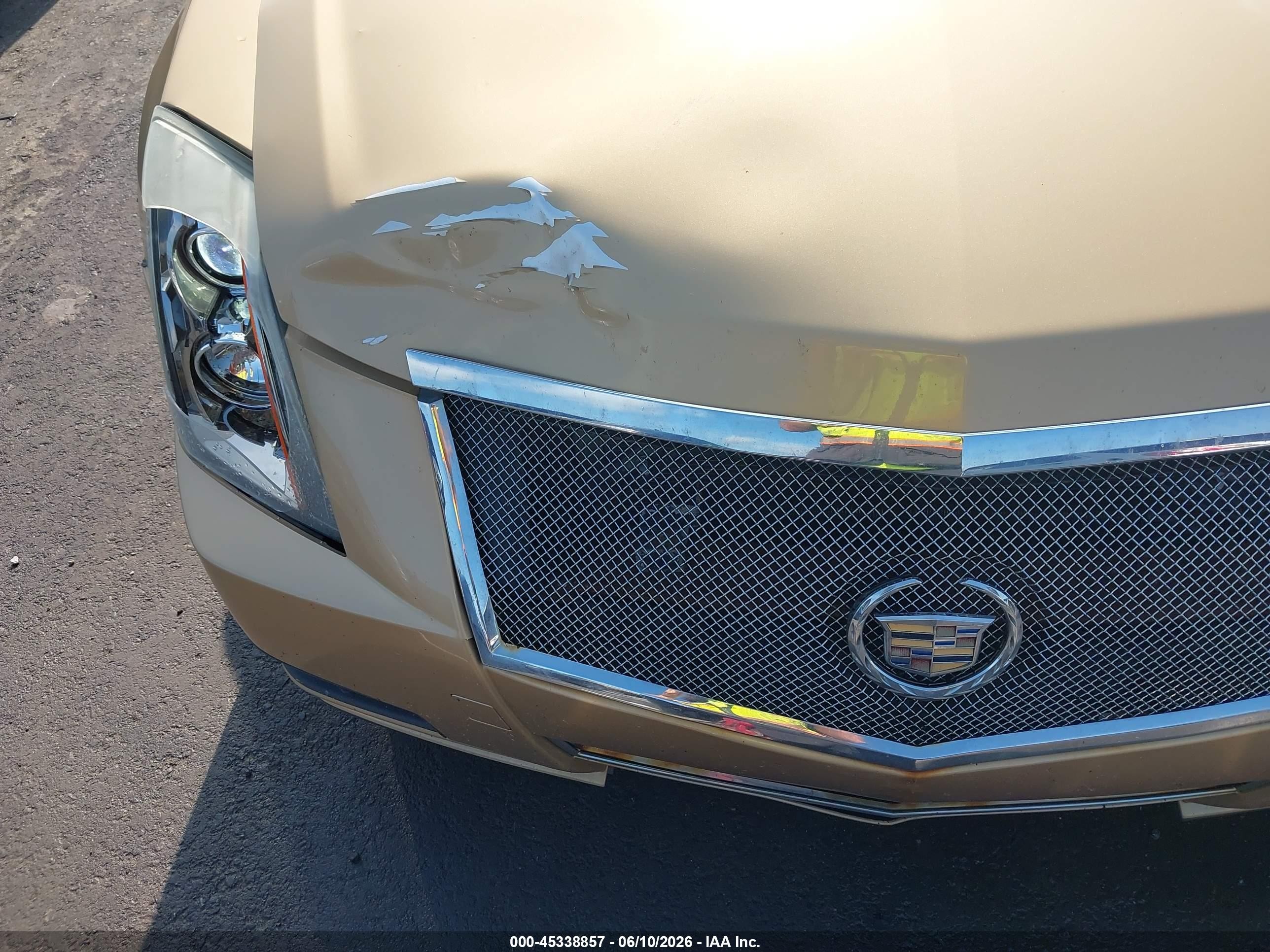 2013 Cadillac Cts Luxury Золотой vin: 1G6DG5E57D0102693