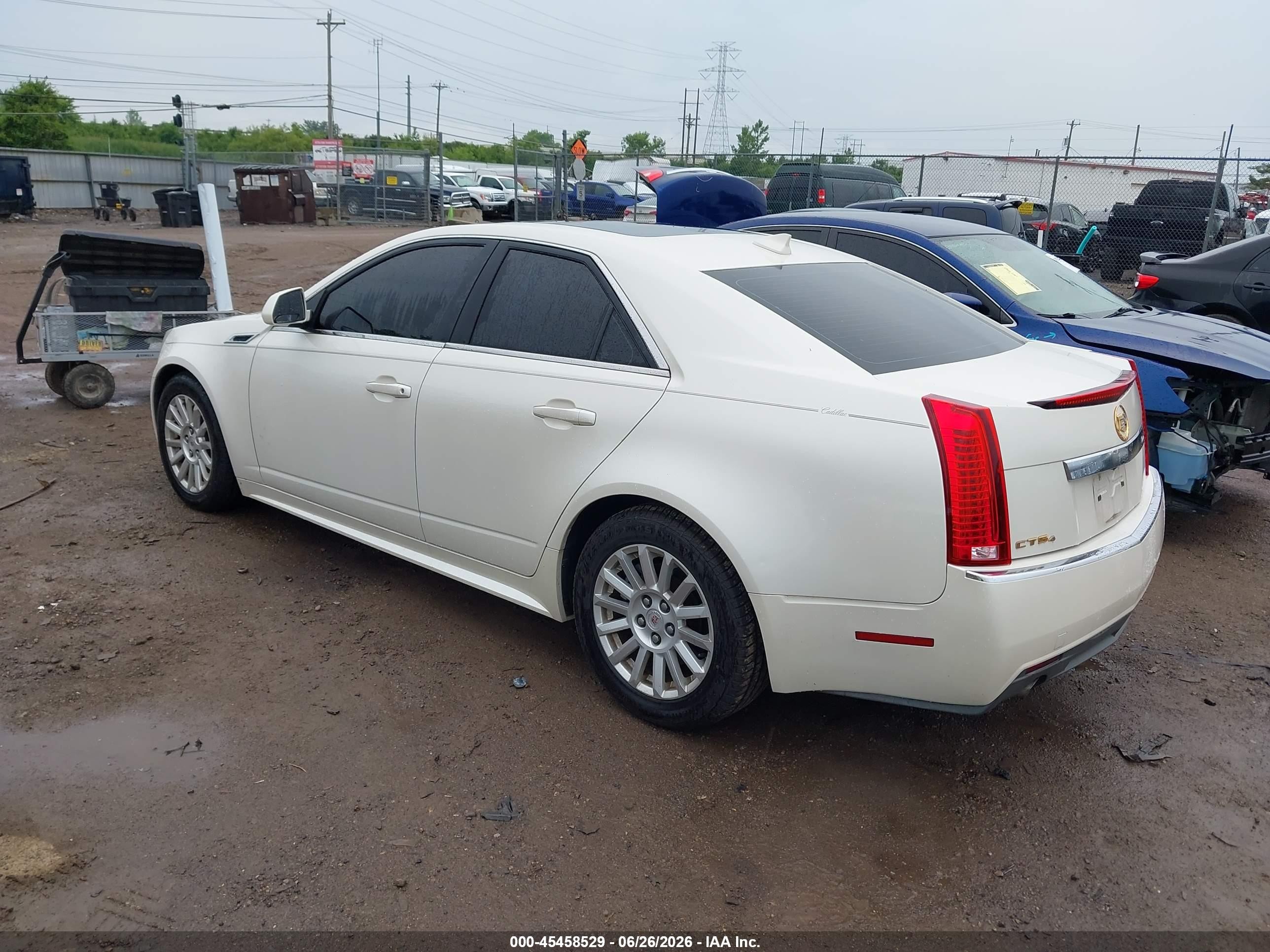 2013 Cadillac Cts Luxury Белый vin: 1G6DG5E57D0104539