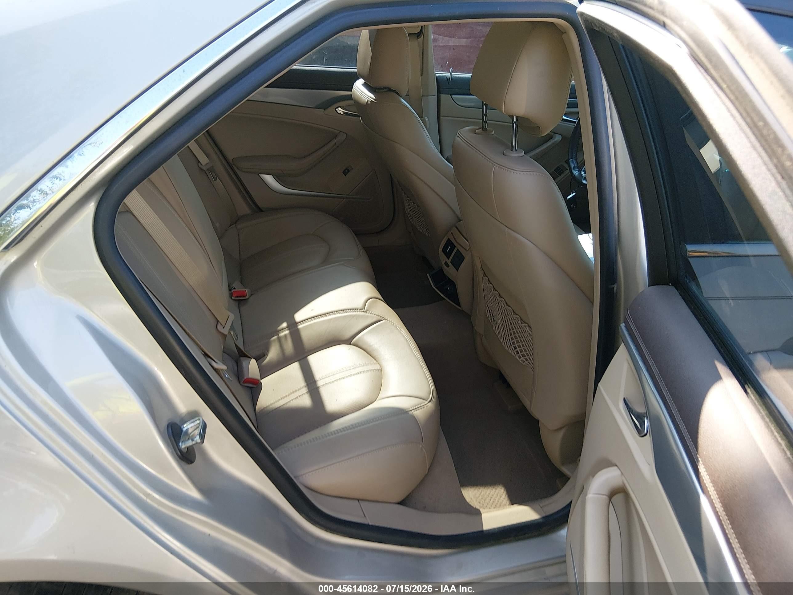 2013 Cadillac Cts Luxury Gold vin: 1G6DG5E58D0167102
