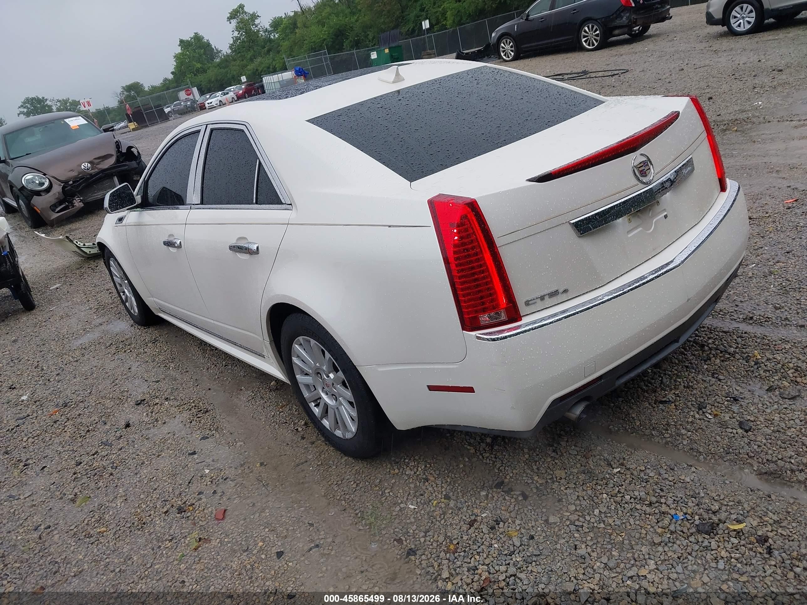 2012 Cadillac Cts Luxury White vin: 1G6DG5E5XC0108468