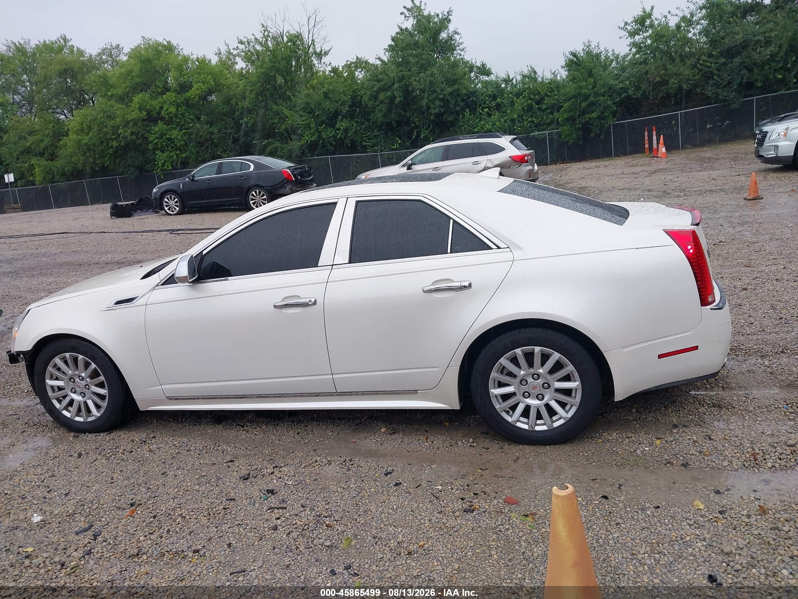2012 Cadillac Cts Luxury White vin: 1G6DG5E5XC0108468