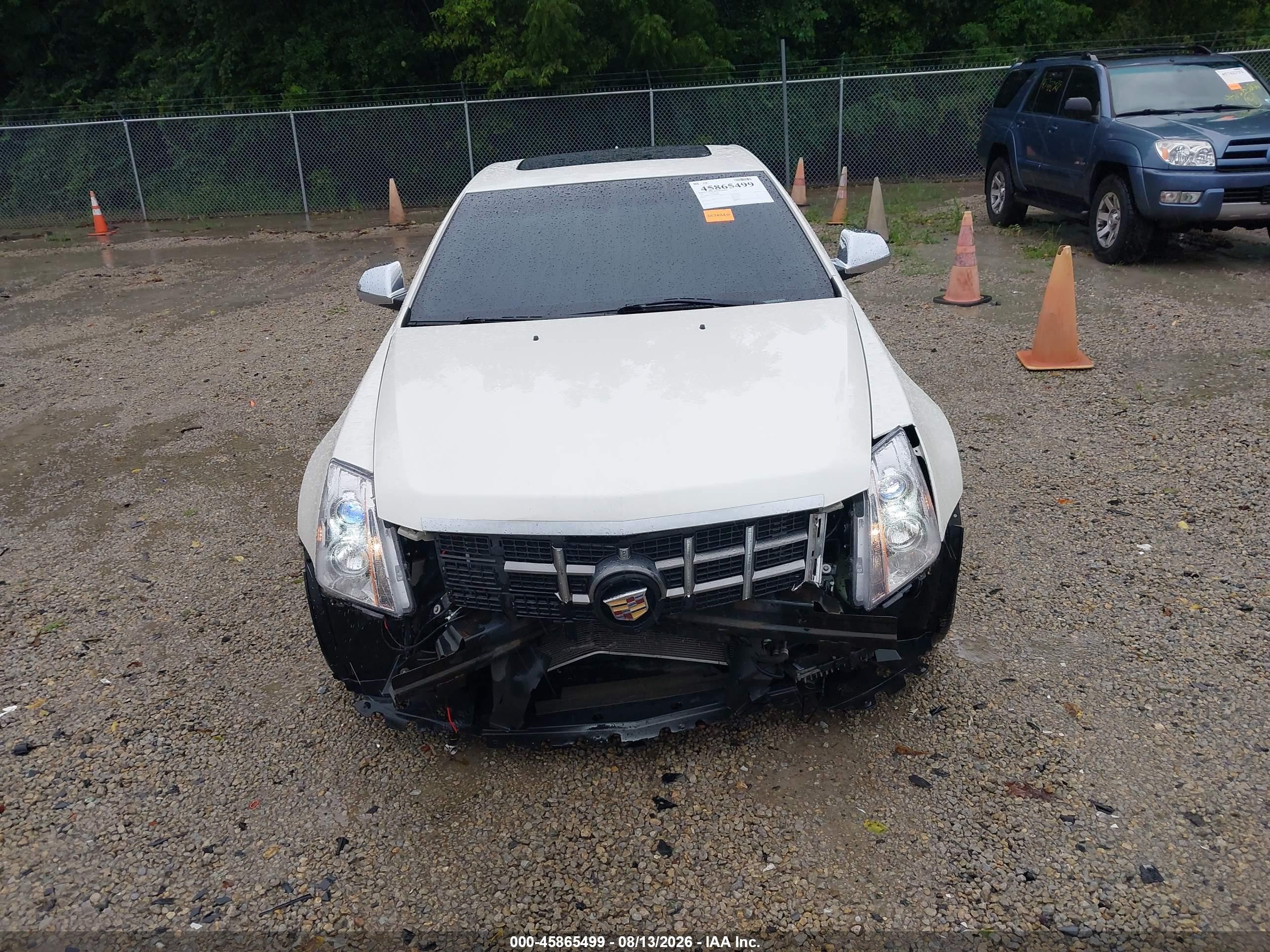 2012 Cadillac Cts Luxury White vin: 1G6DG5E5XC0108468