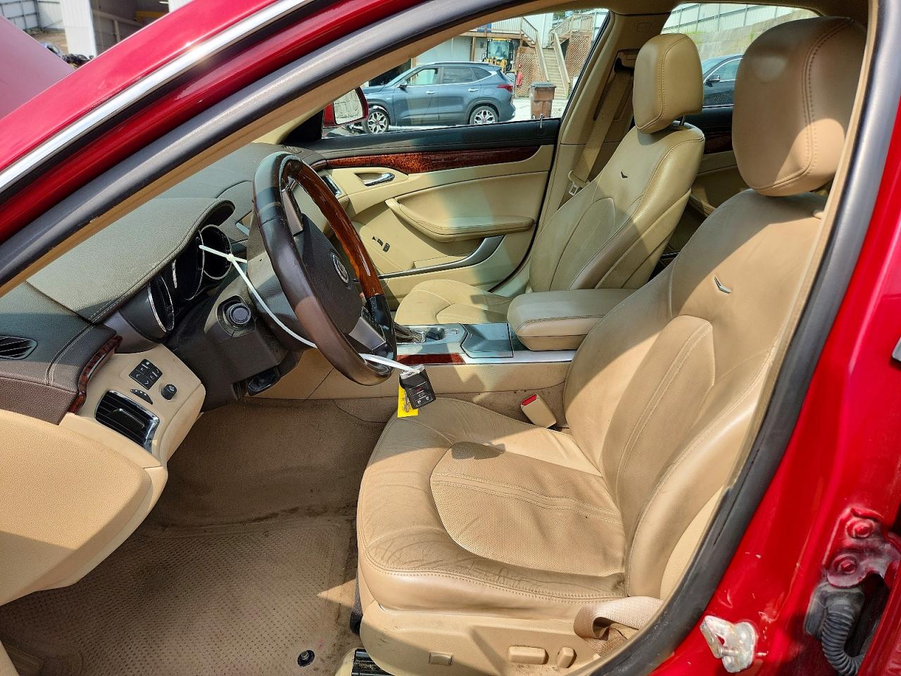 2010 Cadillac Cts Luxury Collection Red vin: 1G6DG5EGXA0139525