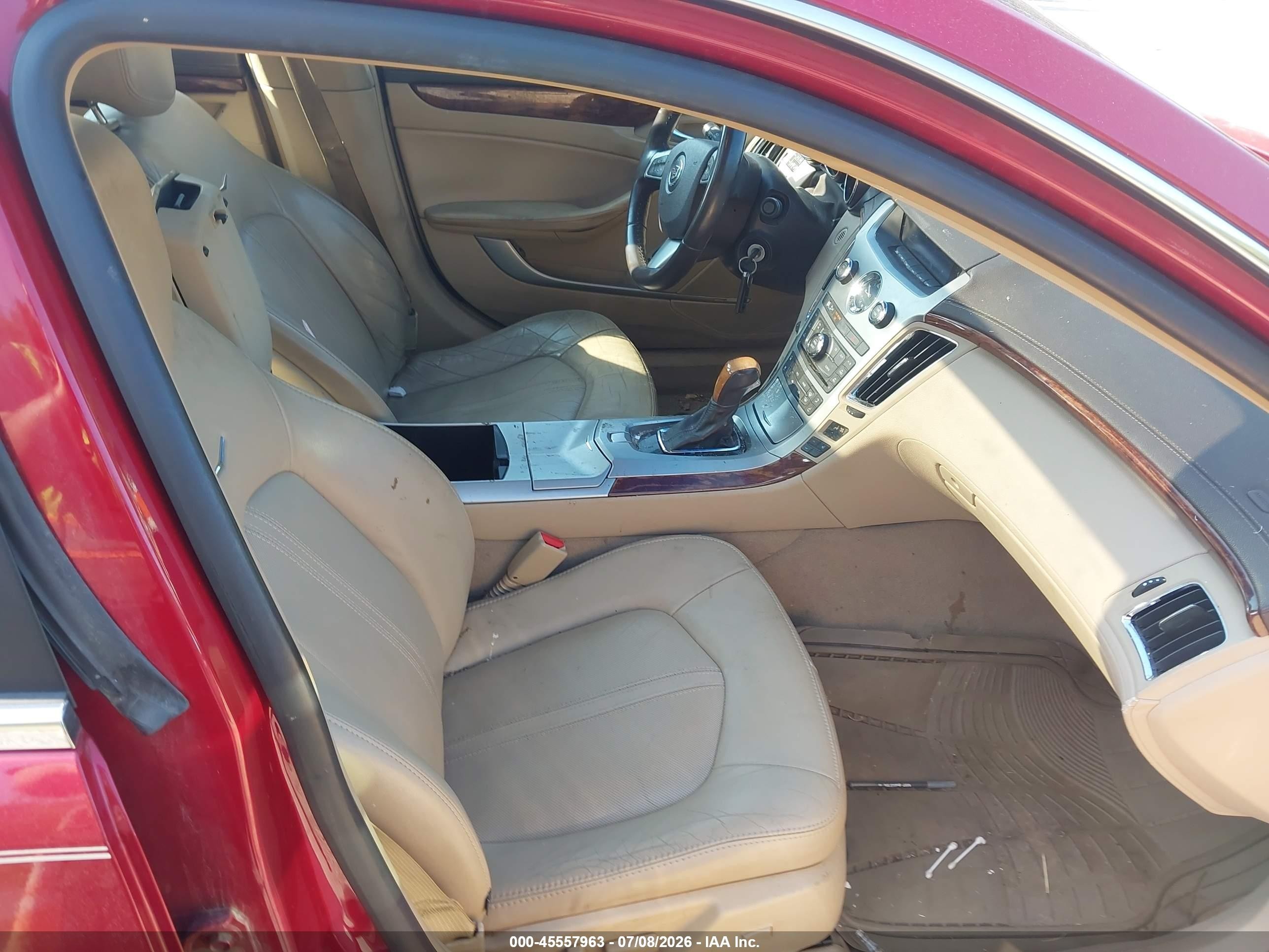 2011 Cadillac Cts Luxury Red vin: 1G6DG5EY1B0167367