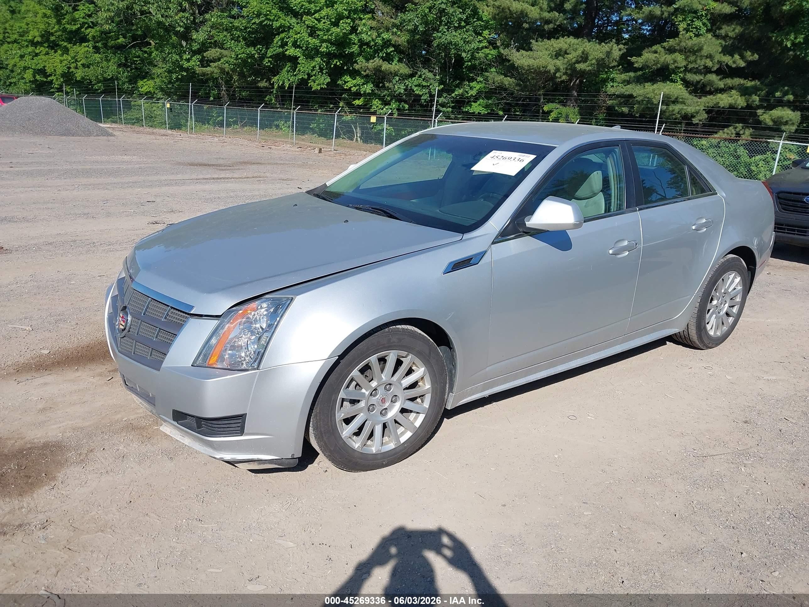 2011 Cadillac Cts Luxury Silver vin: 1G6DG5EY3B0116422