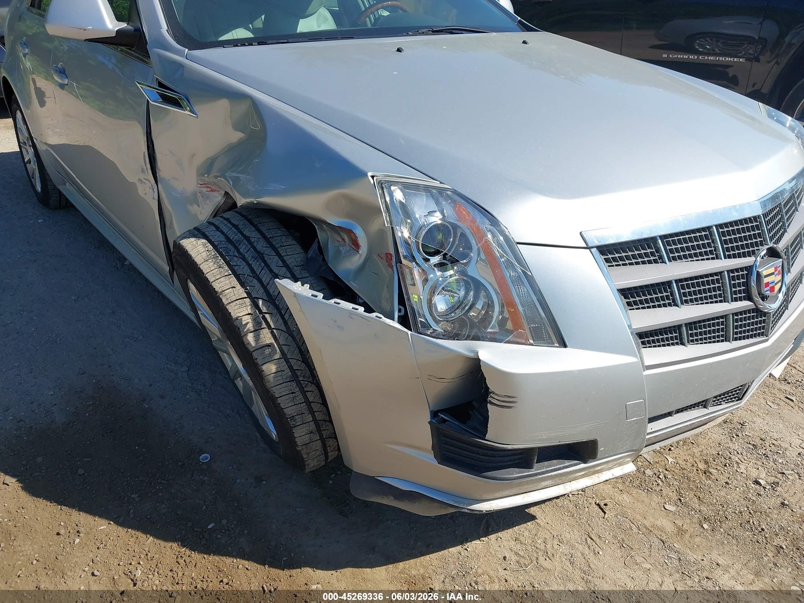2011 Cadillac Cts Luxury Silver vin: 1G6DG5EY3B0116422