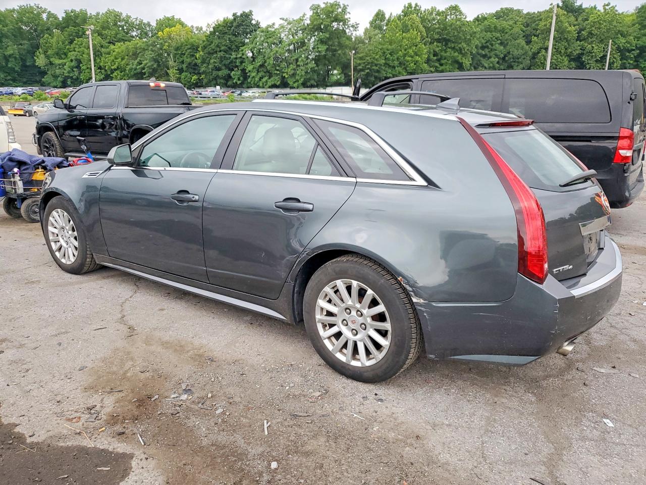 2010 Cadillac Cts Luxury Collection Teal vin: 1G6DG8EG1A0115552