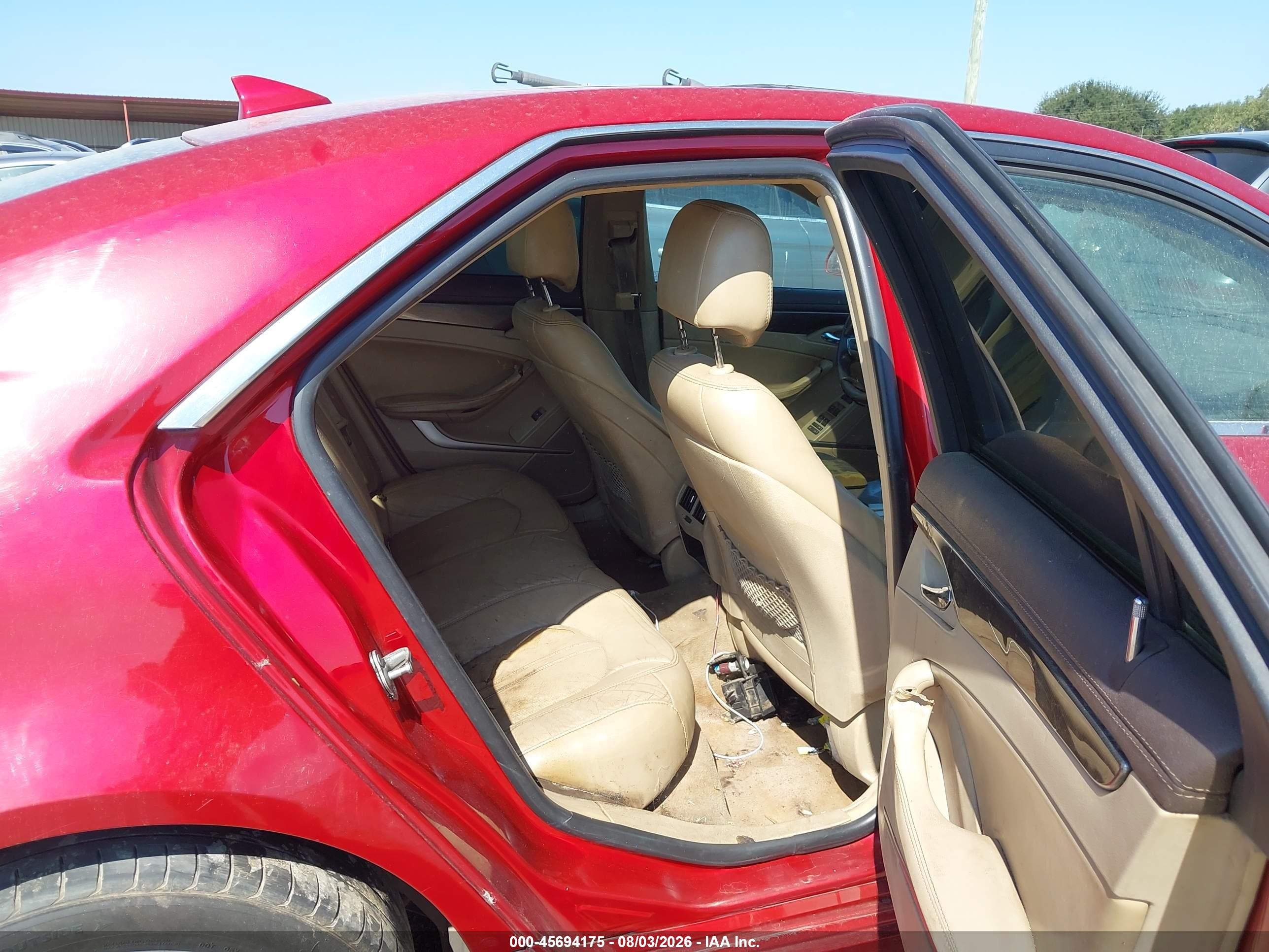2013 Cadillac Cts Luxury Красный vin: 1G6DH5E5XD0103818