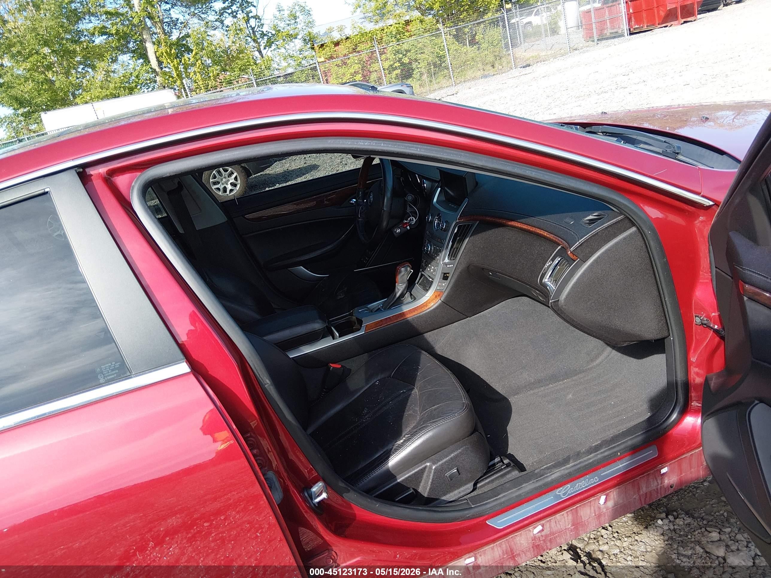 2011 Cadillac Cts Luxury Red vin: 1G6DH5EY1B0164918
