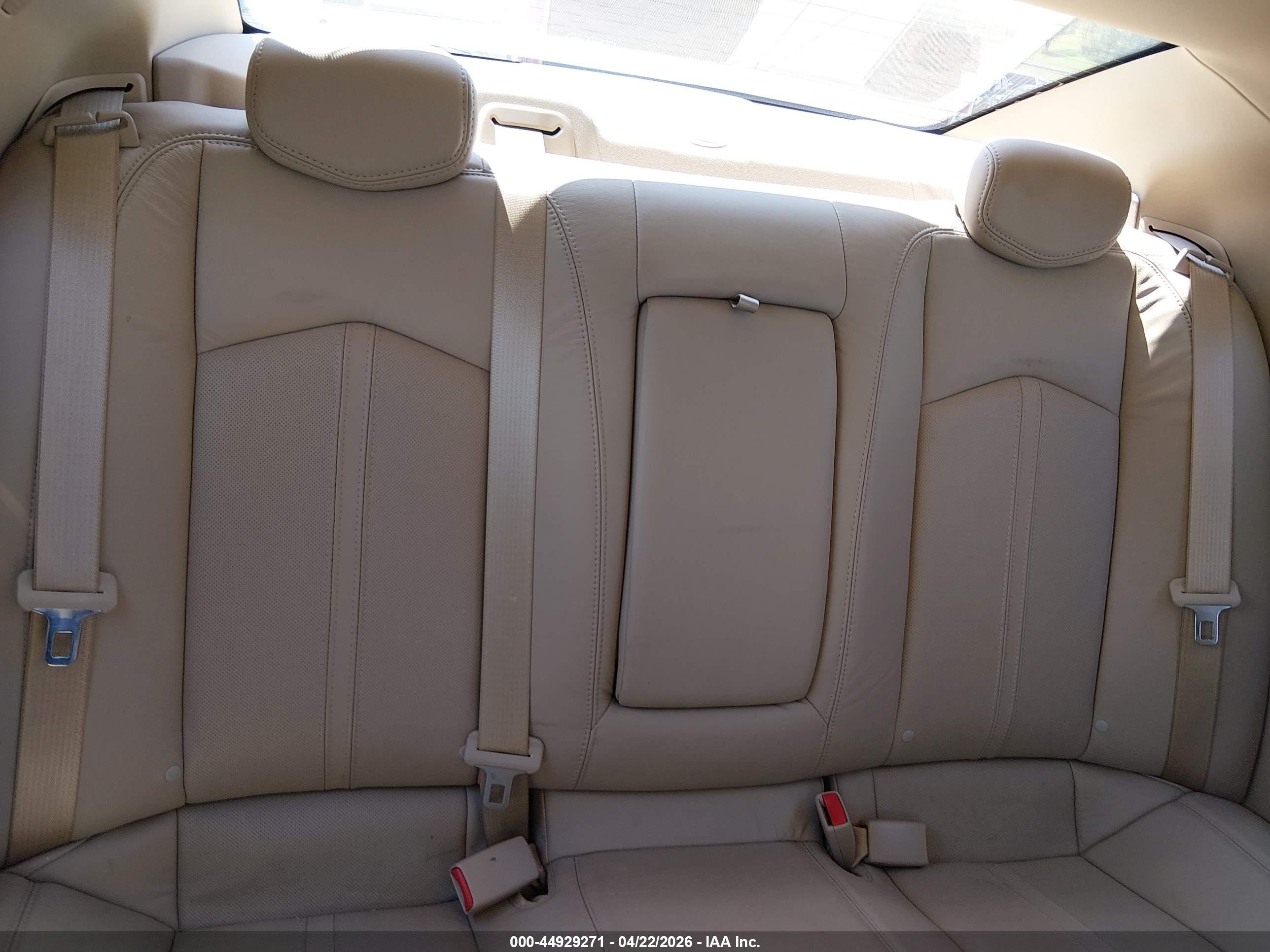 2011 Cadillac Cts Luxury Tan vin: 1G6DH5EYXB0107066