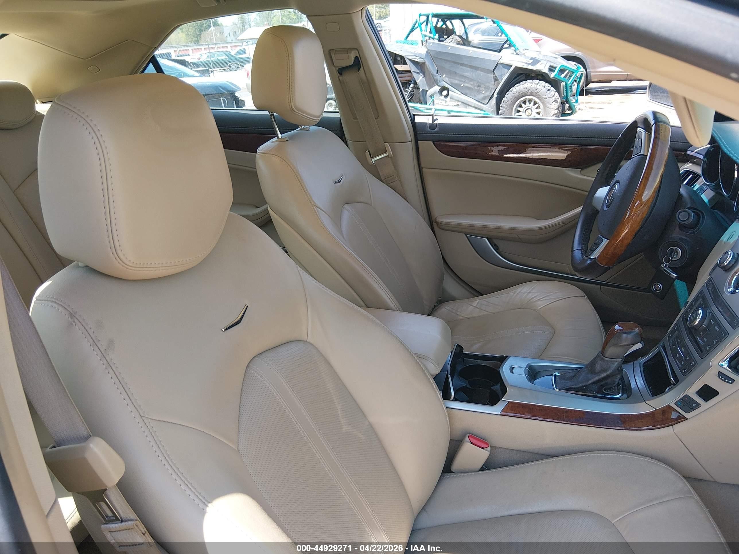 2011 Cadillac Cts Luxury Tan vin: 1G6DH5EYXB0107066