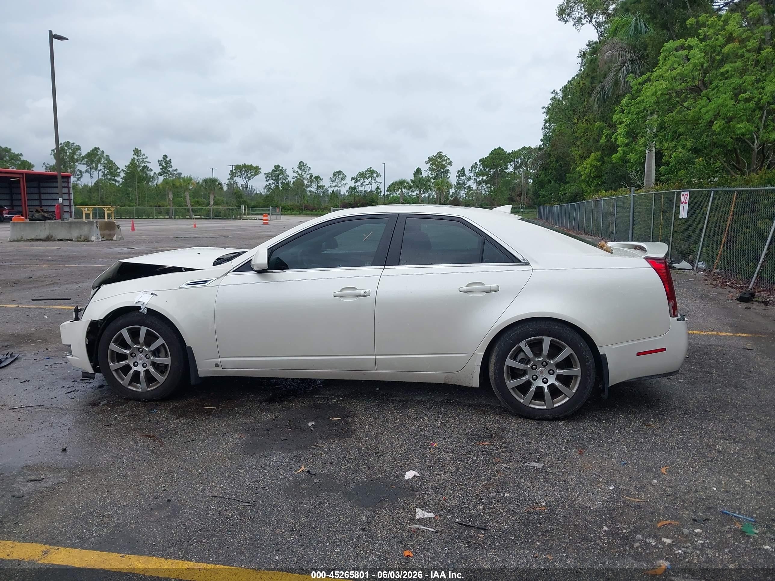 2009 Cadillac Cts Standard White vin: 1G6DJ577890113130
