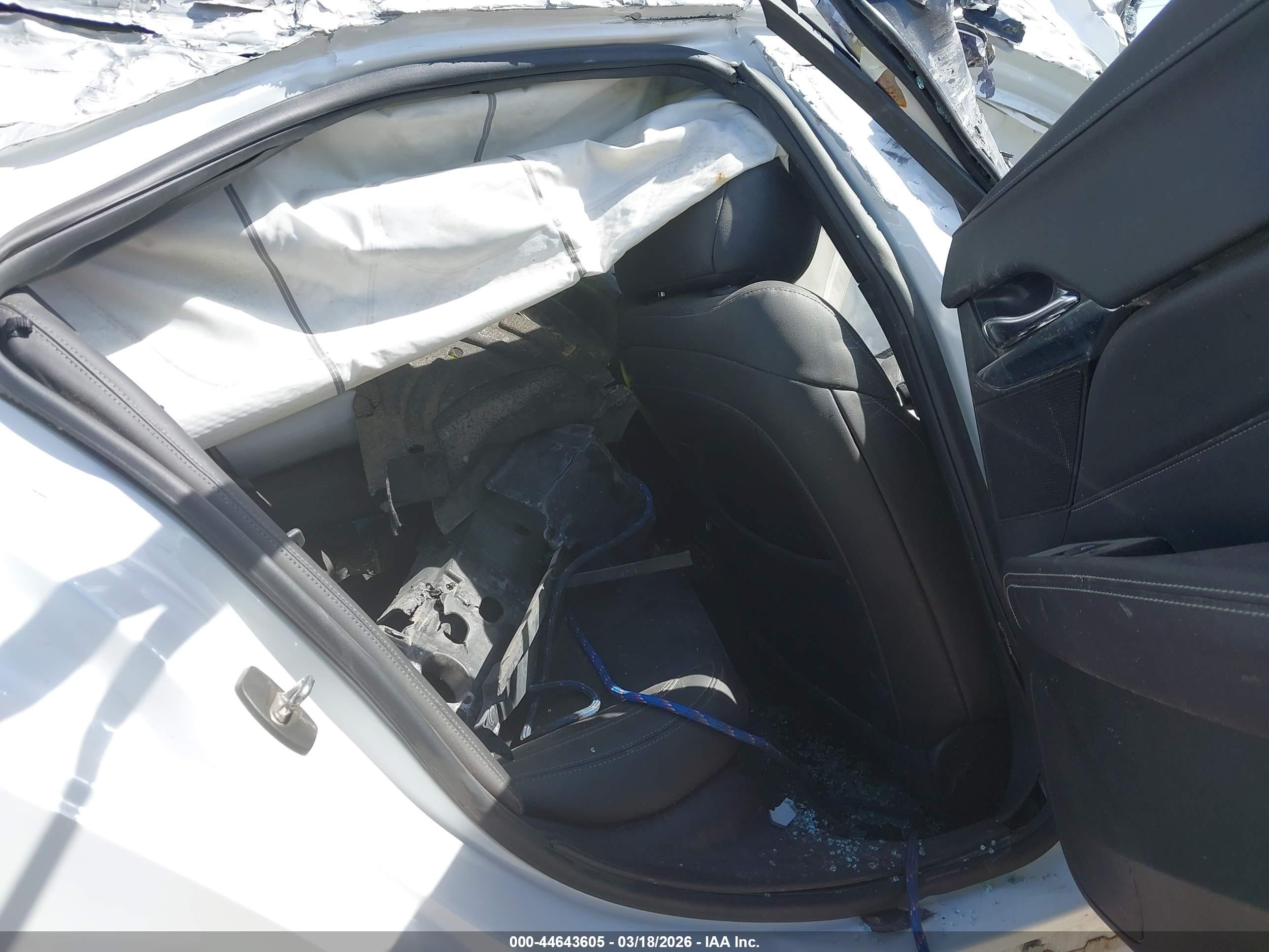 2022 Cadillac Ct4 Luxury Белый vin: 1G6DJ5RK4N0114237