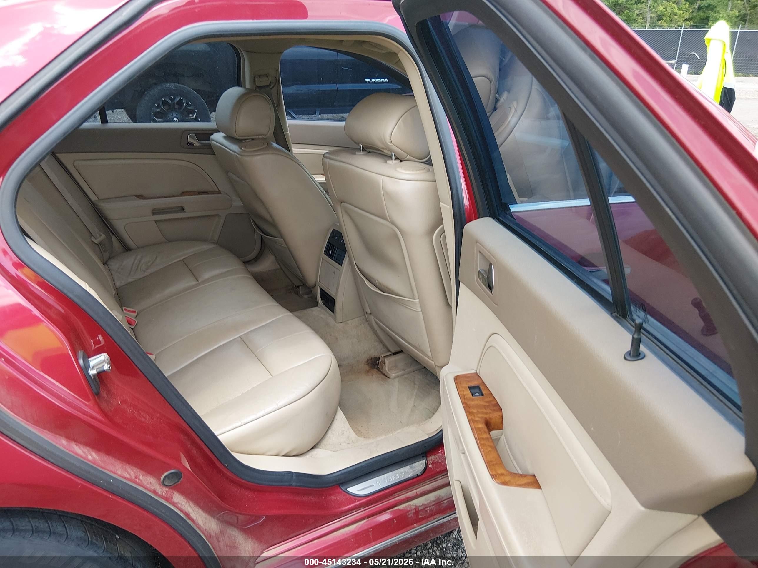 2008 Cadillac Sts V6 Red vin: 1G6DK67V080182474