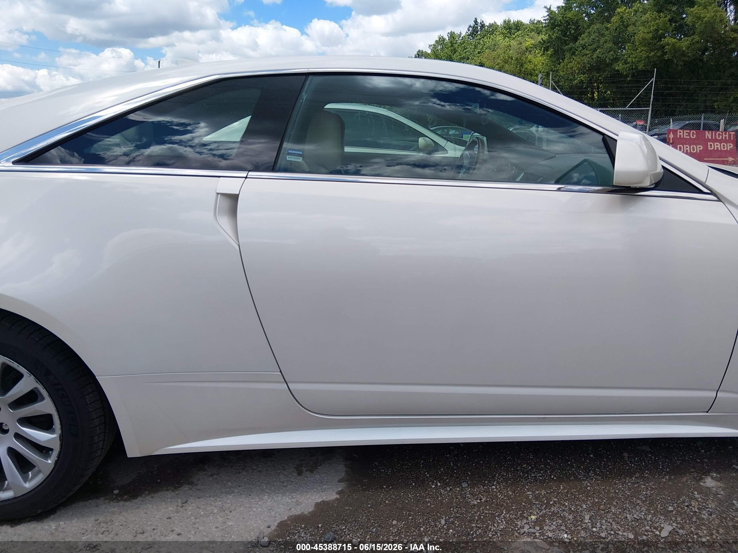 2012 Cadillac Cts Performance Cream vin: 1G6DL1E3XC0117898