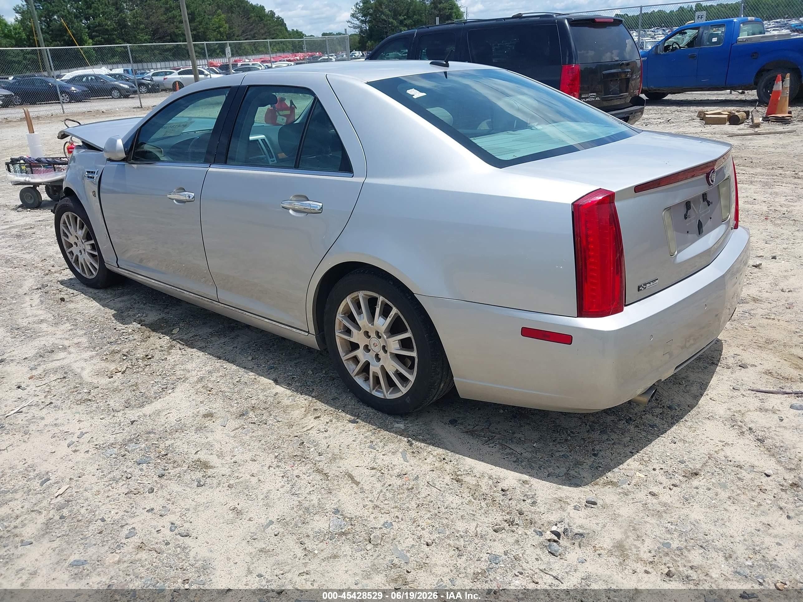 2008 Cadillac Sts Awd W/1sg Silver vin: 1G6DL67A380144151